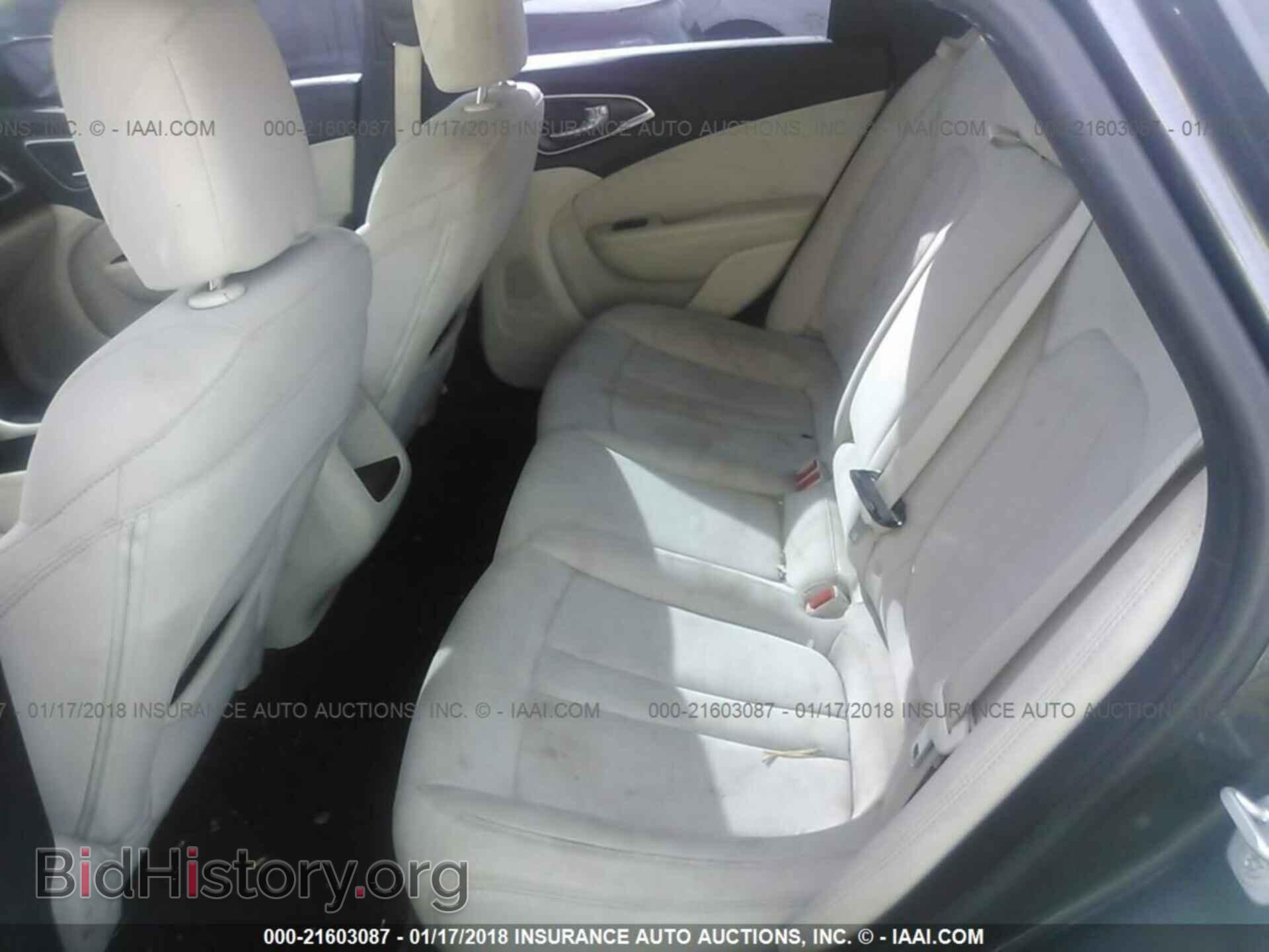 2015 Chrysler 200 - VIN: 1C3CCCAB0FN667897 - Photo 8
