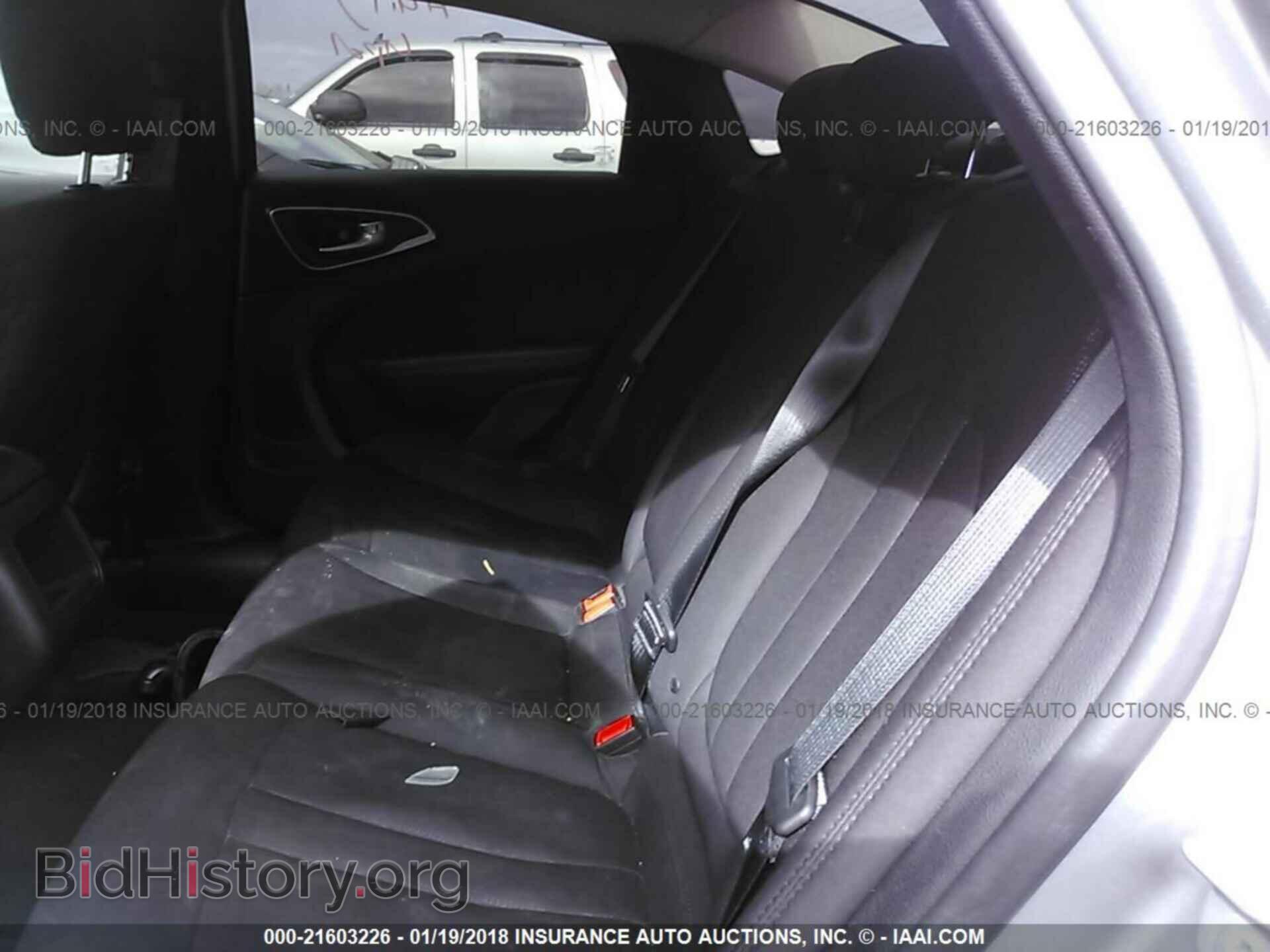 2015 Chrysler 200 - VIN: 1C3CCCAB9FN611456 - Фото 8