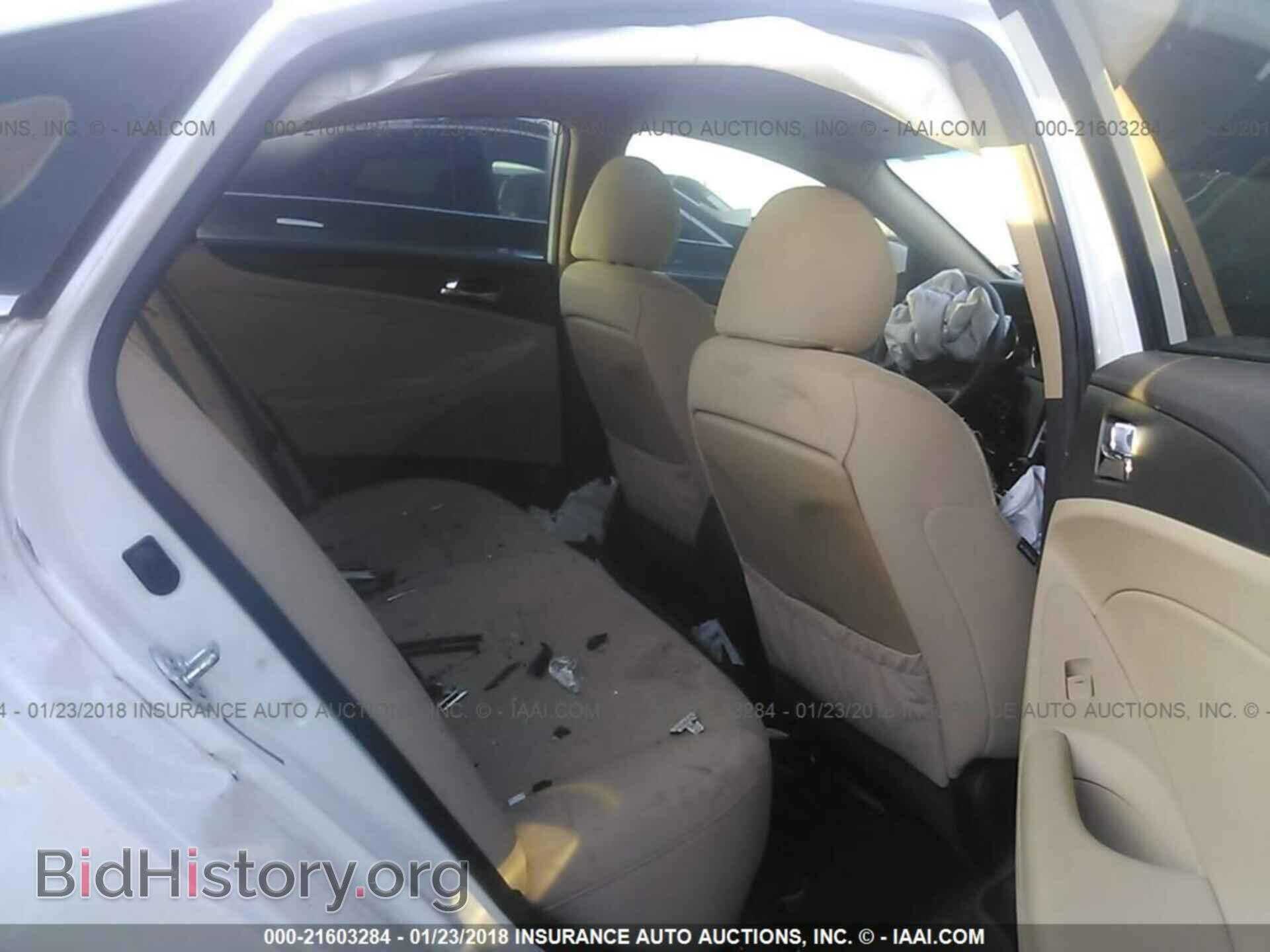2012 Hyundai Sonata - VIN: 5NPEB4AC0CH482606 - Фото 8