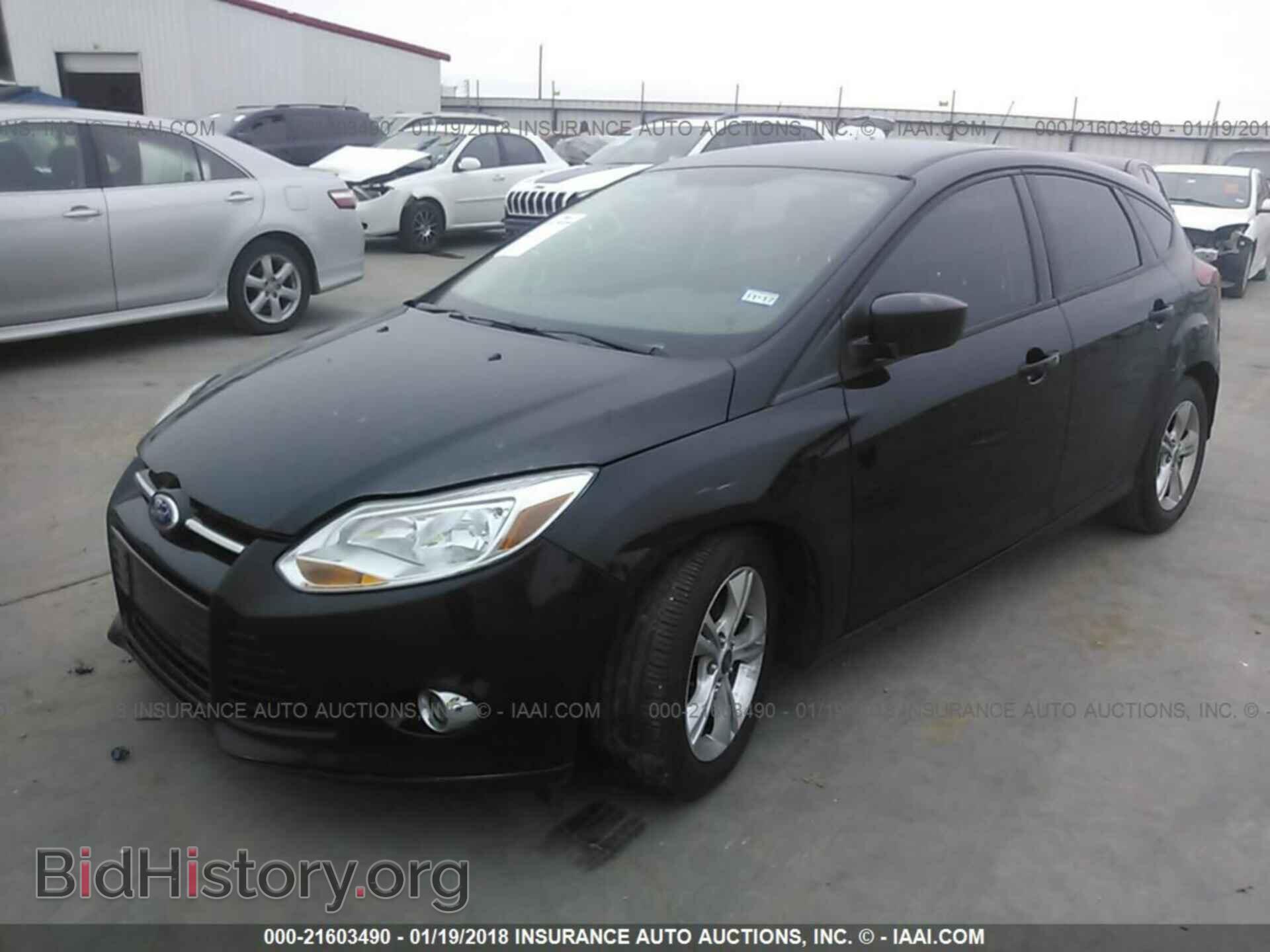 2012 Ford Focus - VIN: 1FAHP3K20CL278601 - Фото 2