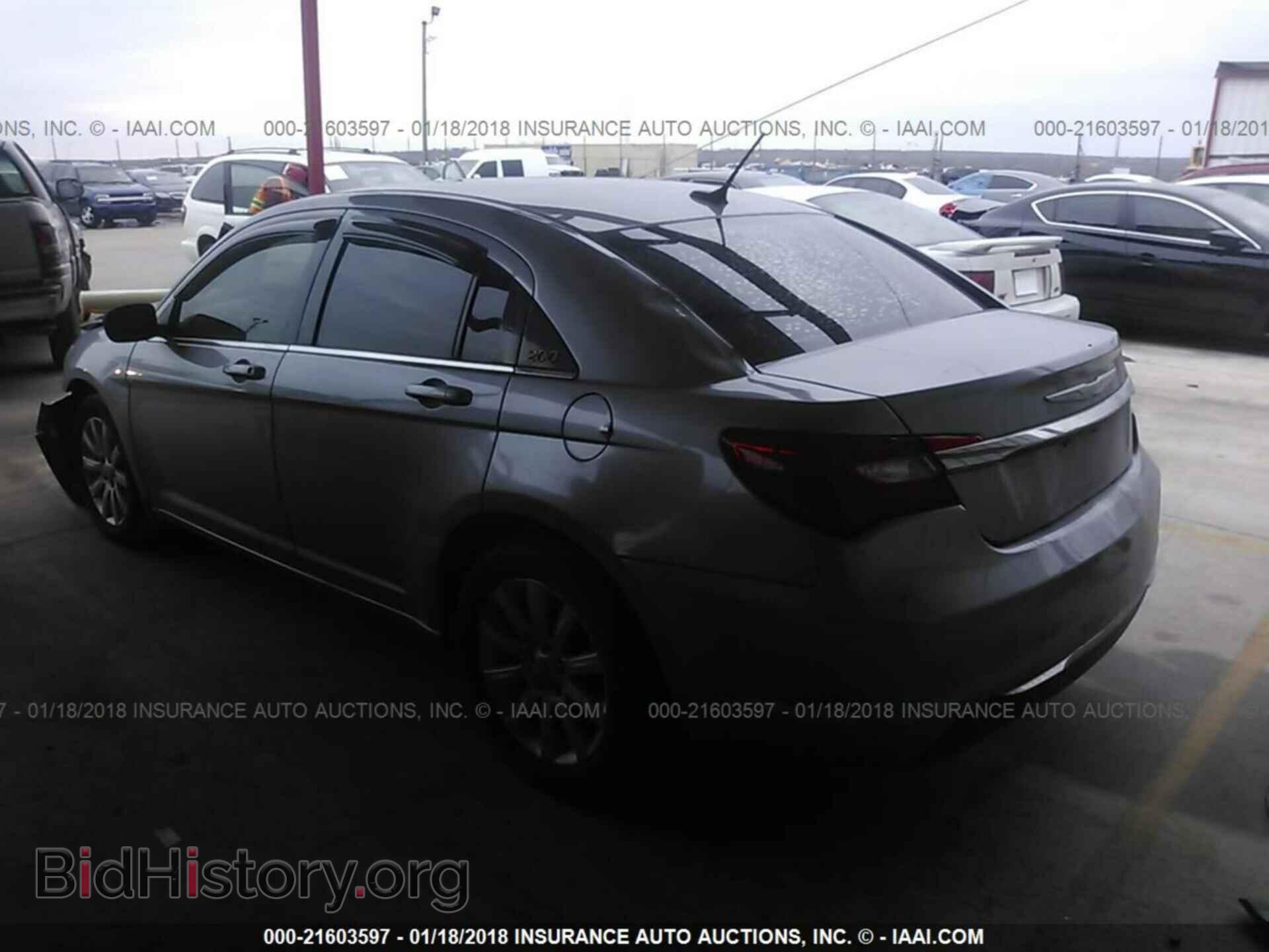2013 Chrysler 200 - VIN: 1C3CCBBB6DN701296 - Photo 3