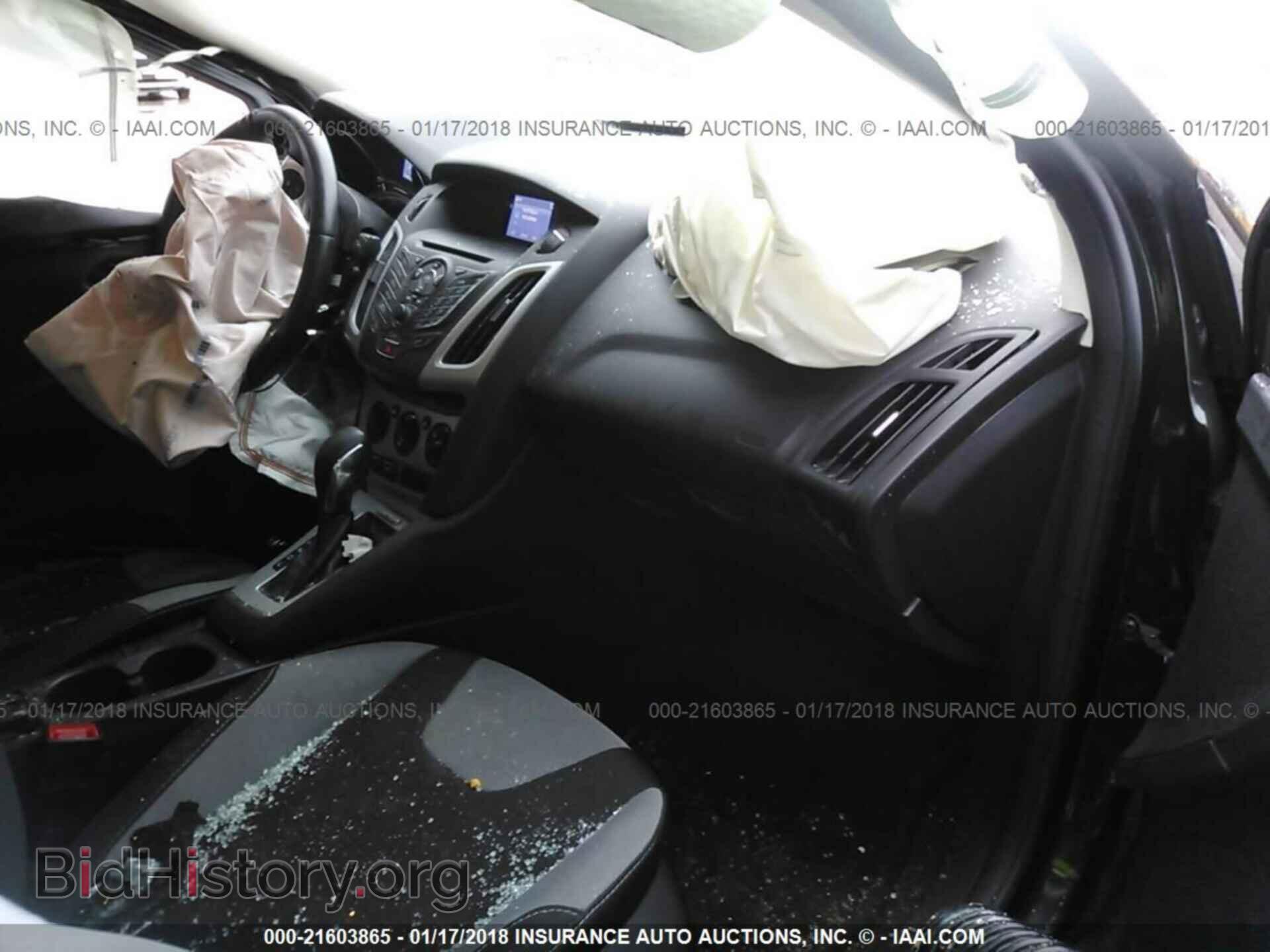 2014 Ford Focus - VIN: 1FADP3F2XEL367734 - Photo 5