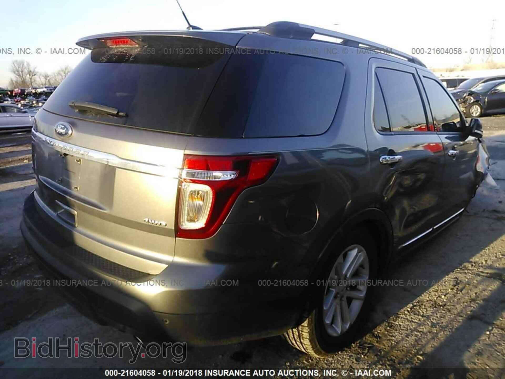 2013 Ford Explorer - VIN: 1FM5K8D83DGC82206 - Фото 4