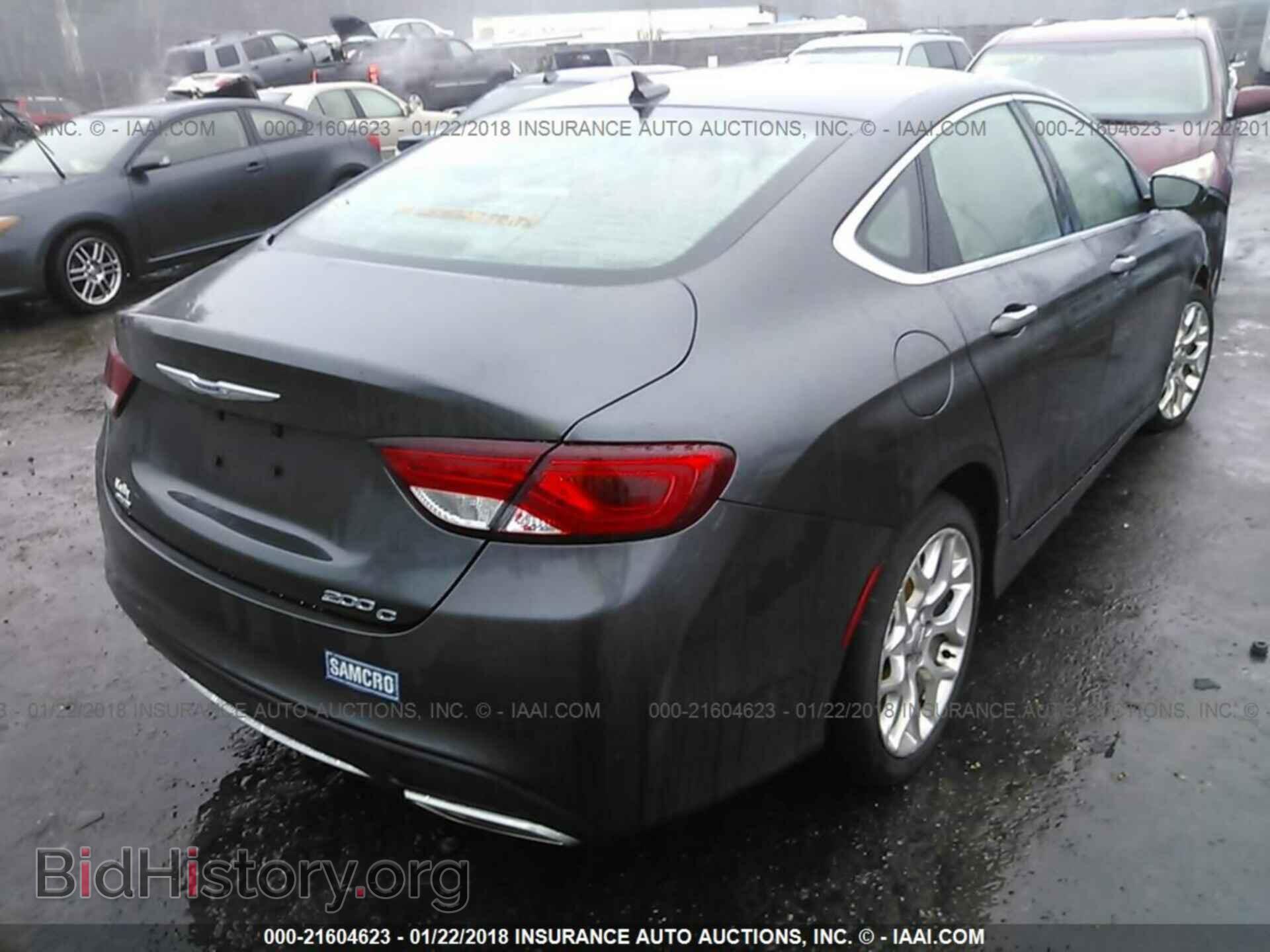 2015 Chrysler 200 - VIN: 1C3CCCEG1FN686979 - Photo 4