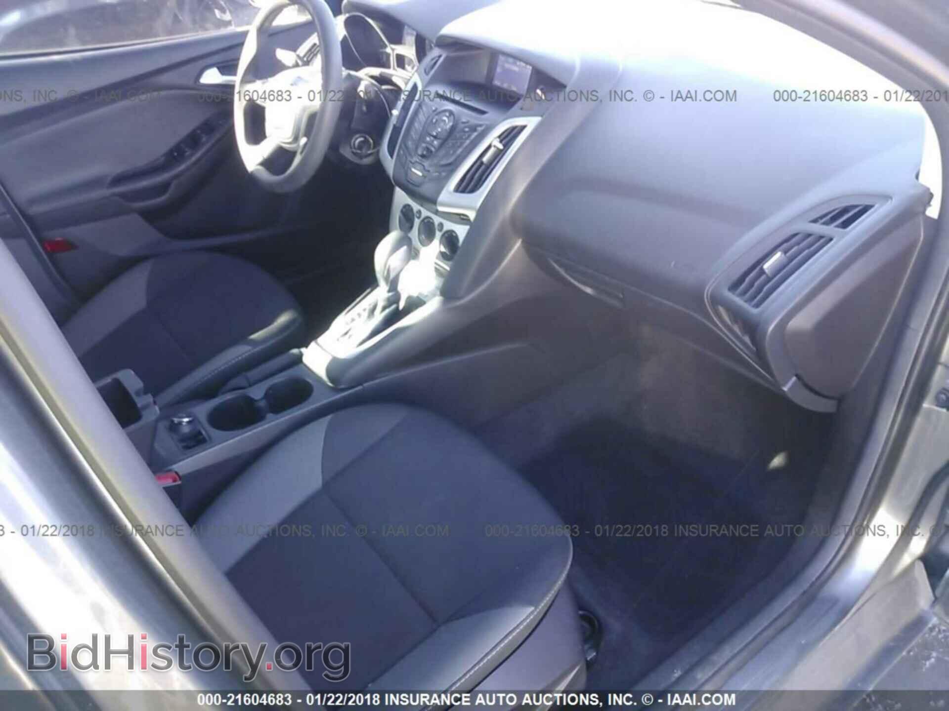 2014 Ford Focus - VIN: 1FADP3F2XEL179943 - Photo 5