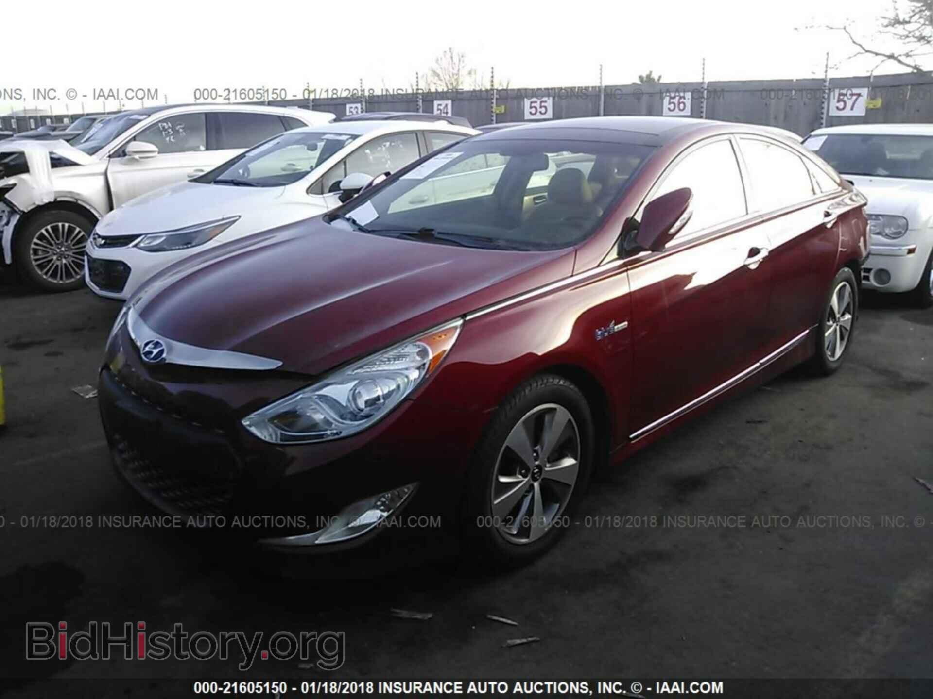 2012 Hyundai Sonata - VIN: KMHEC4A48CA043131 - Фото 2