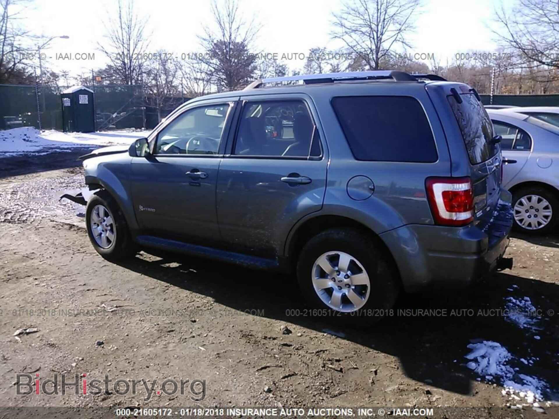 2011 Ford Escape - VIN: 1FMCU5K30BKB32636 - Фото 3
