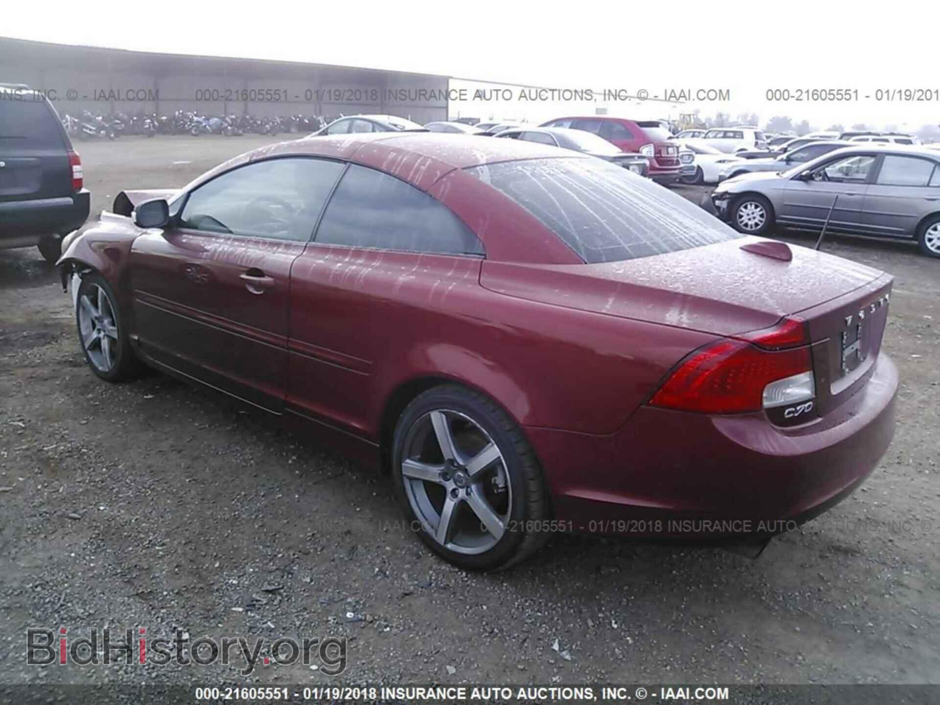 2011 Volvo C70 - VIN: YV1672MC8BJ109027 - Фото 3
