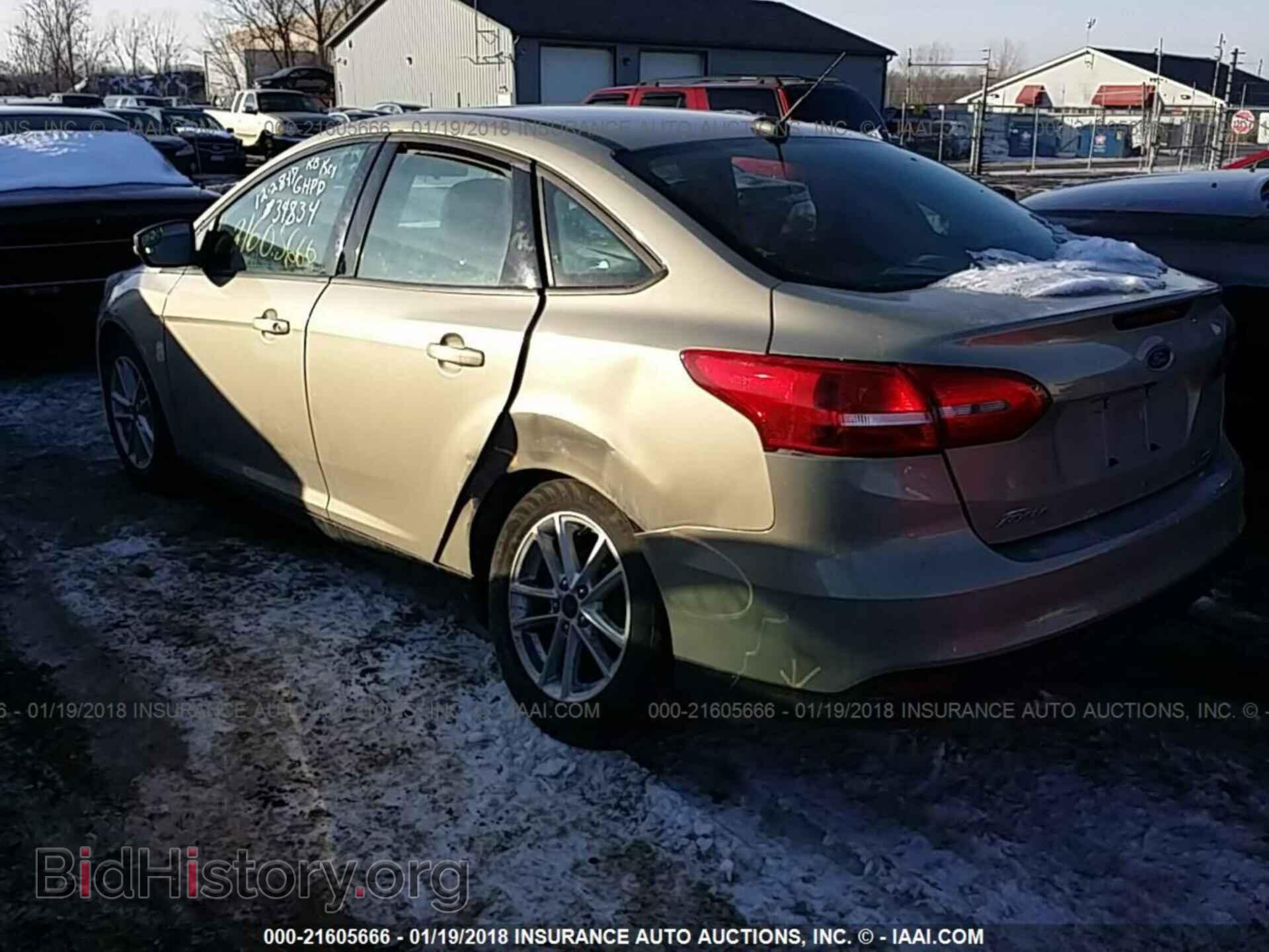 2016 Ford Focus - VIN: 1FADP3F22GL280896 - Фото 3