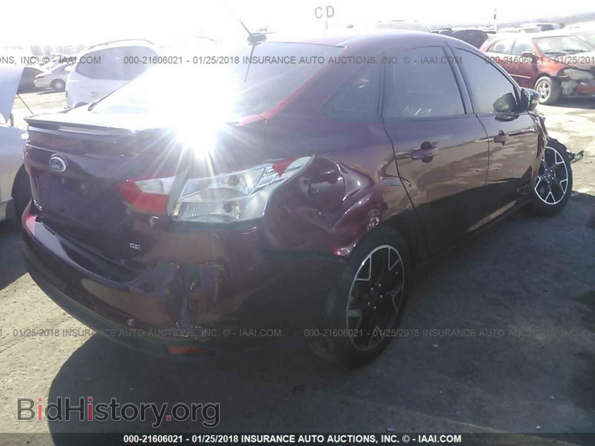 2014 Ford Focus - VIN: 1FADP3F2XEL348777 - Фото 4