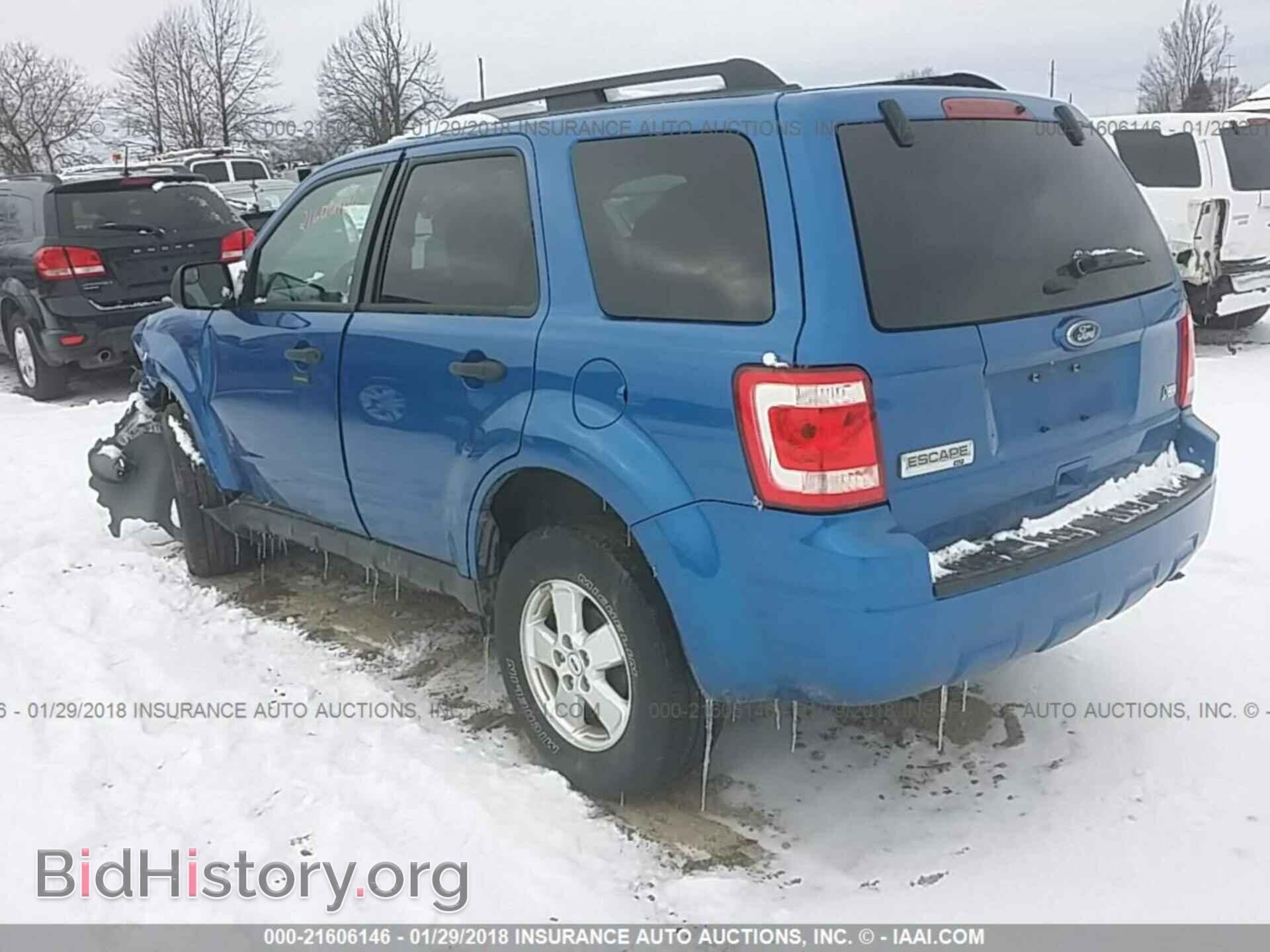 2012 Ford Escape - VIN: 1FMCU9DG1CKA06410 - Photo 3