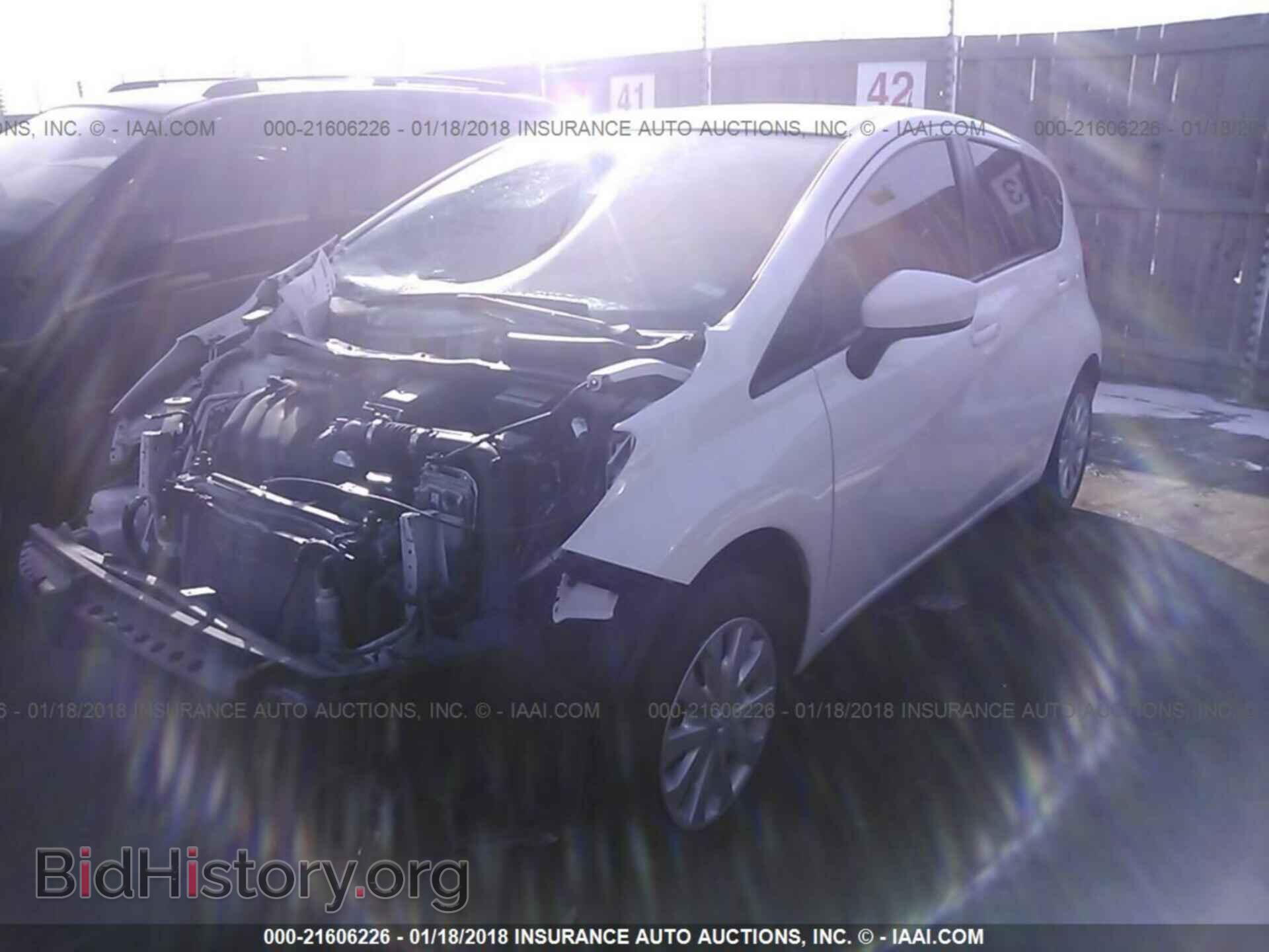 2016 Nissan Versa note - VIN: 3N1CE2CP0GL364454 - Фото 2
