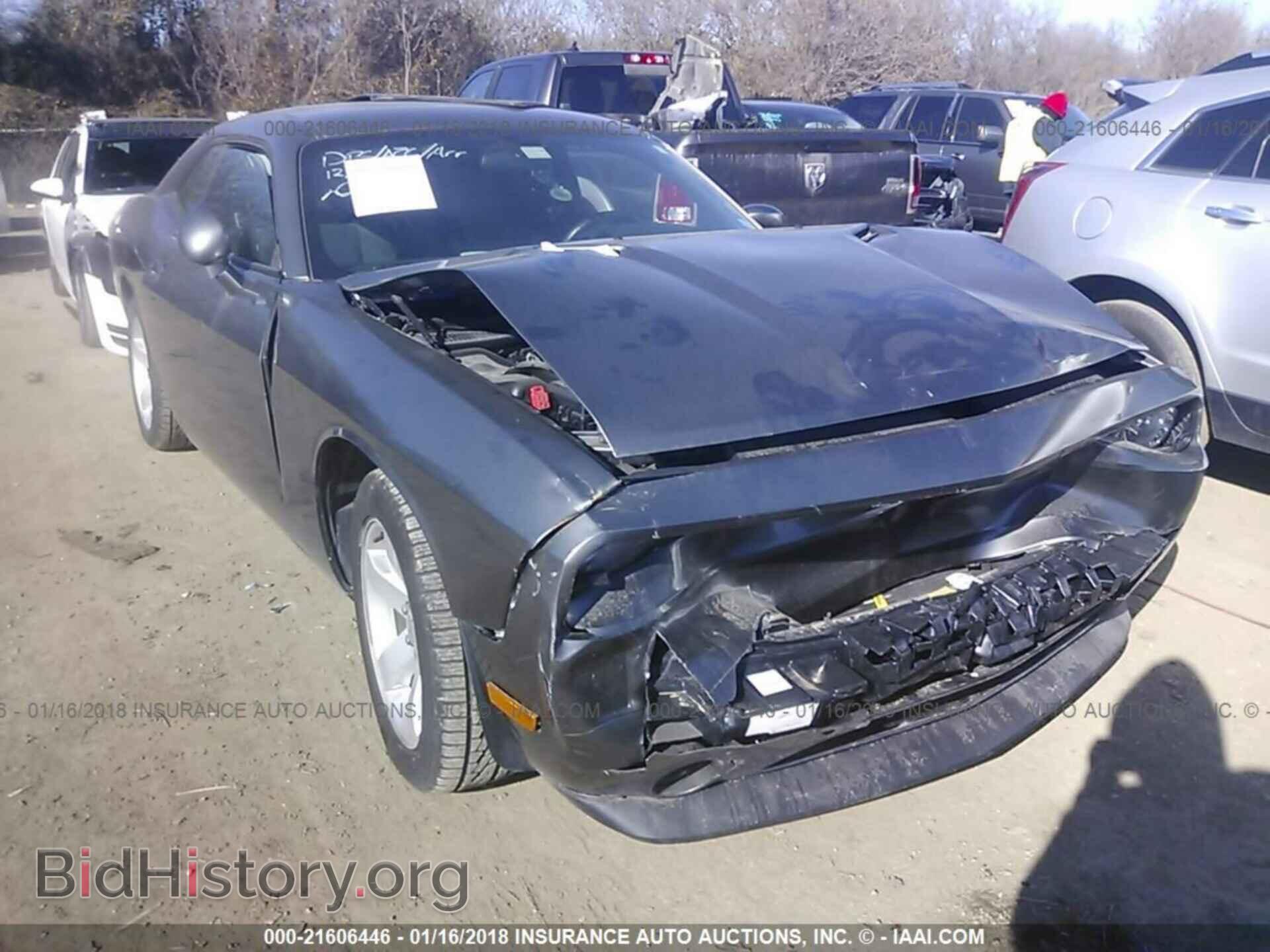 Photo 2C3CDYAG2CH144620 - Dodge Challenger 2012