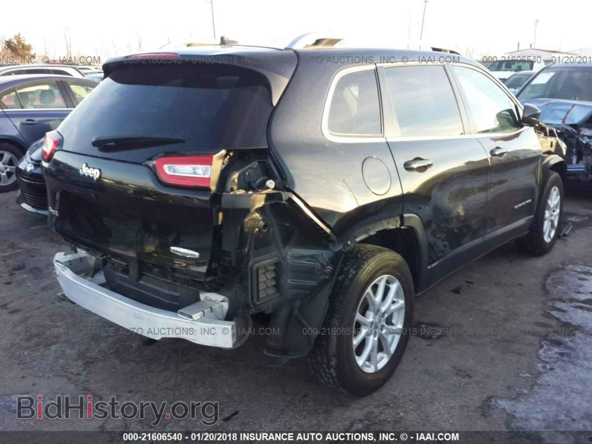 2015 Jeep Cherokee - VIN: 1C4PJMCB3FW734458 - Photo 4