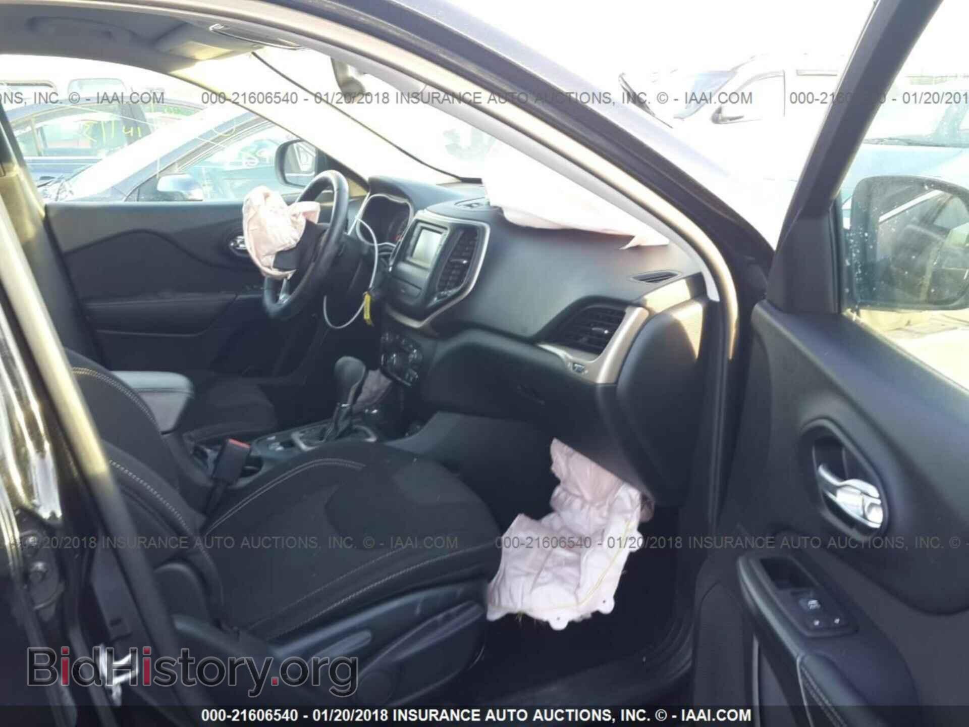 2015 Jeep Cherokee - VIN: 1C4PJMCB3FW734458 - Photo 5