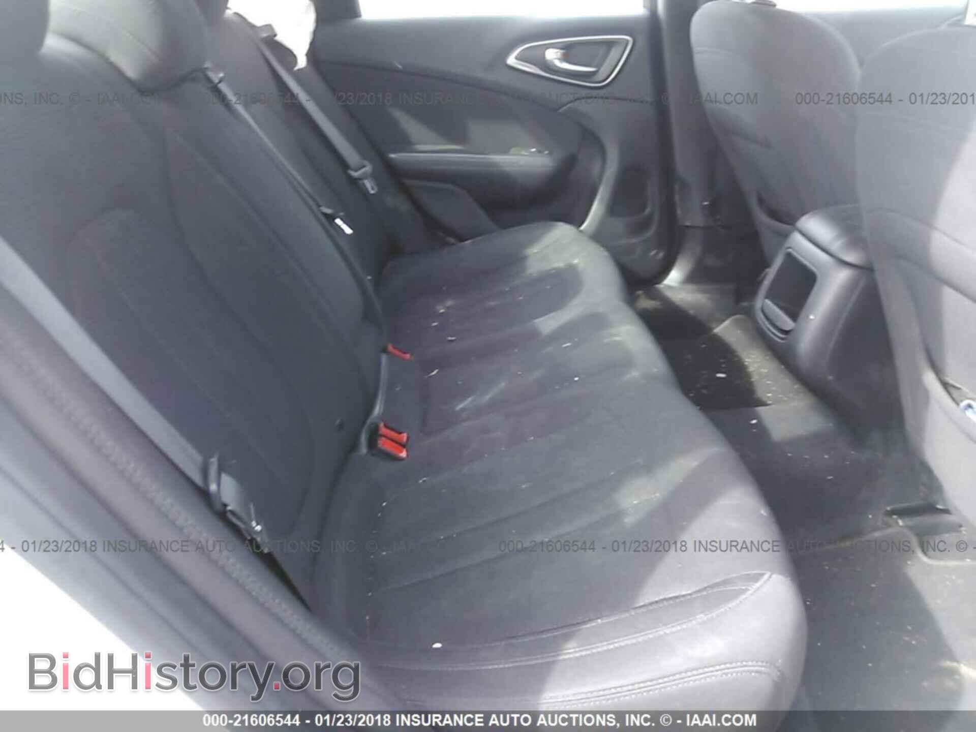 2015 Chrysler 200 - VIN: 1C3CCCAB3FN649796 - Photo 8