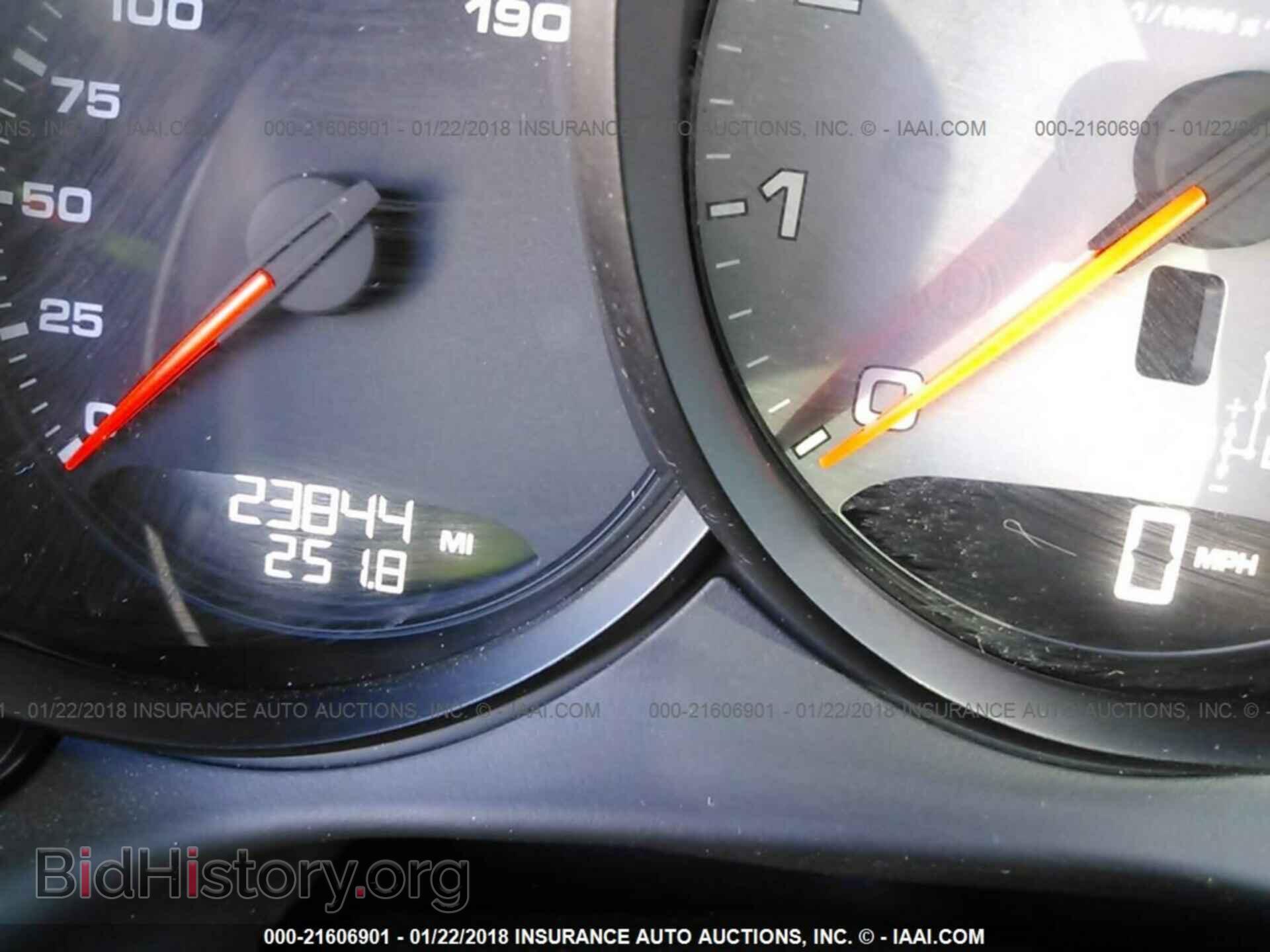 2014 Porsche Cayman - VIN: WP0AB2A80EK190733 - Photo 7