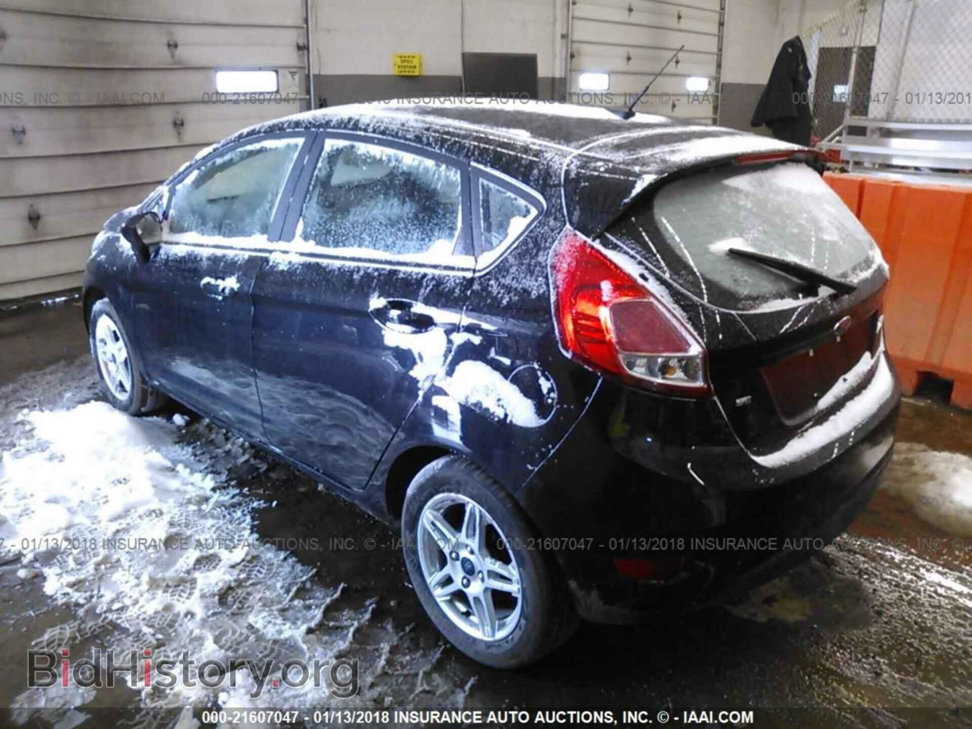 2017 Ford Fiesta - VIN: 3FADP4EJ3HM123635 - Фото 3