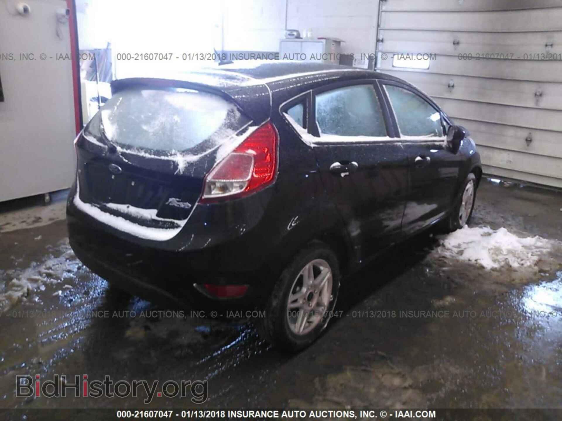 2017 Ford Fiesta - VIN: 3FADP4EJ3HM123635 - Фото 4