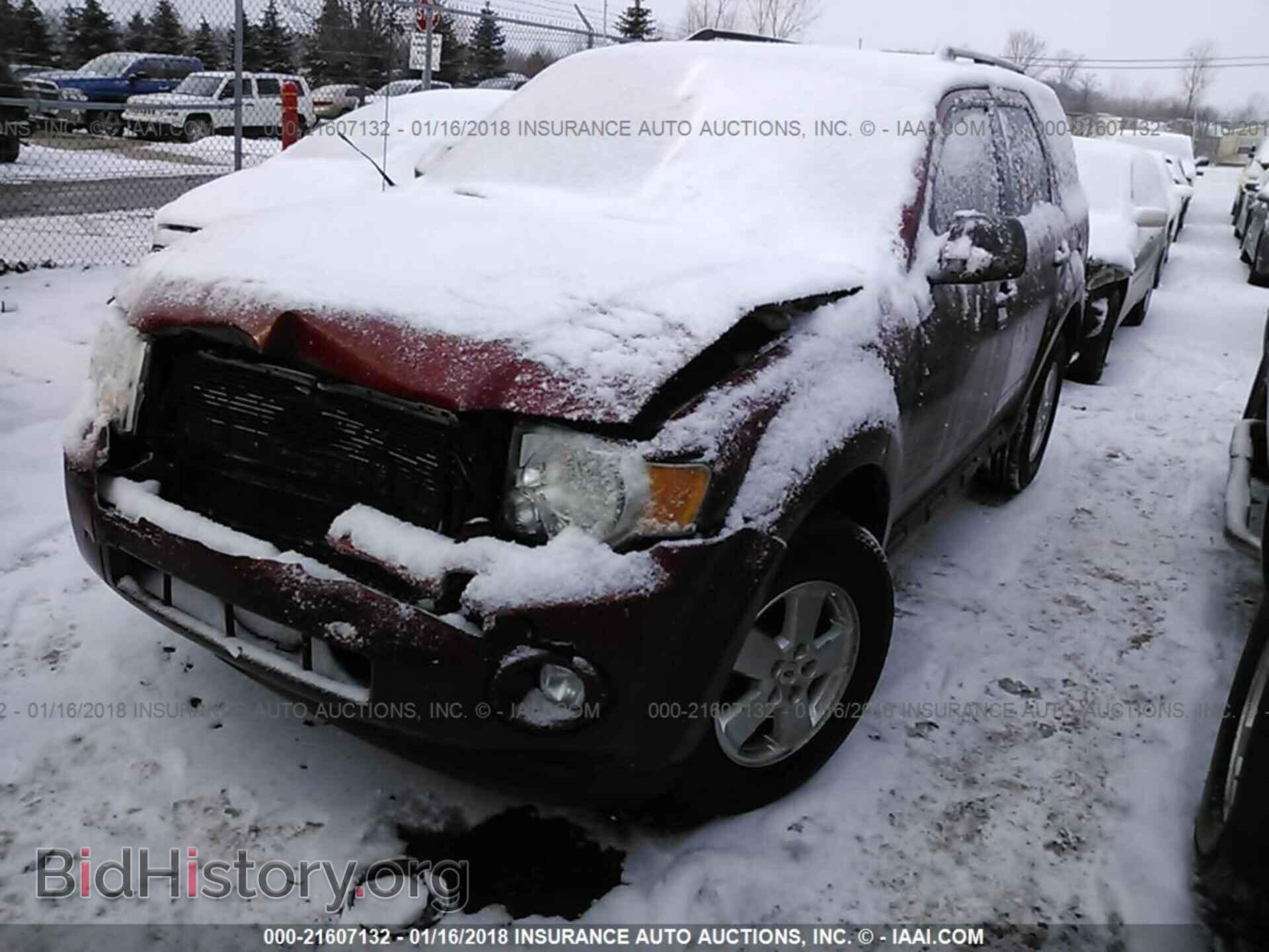2012 Ford Escape - VIN: 1FMCU0D72CKC06014 - Фото 2