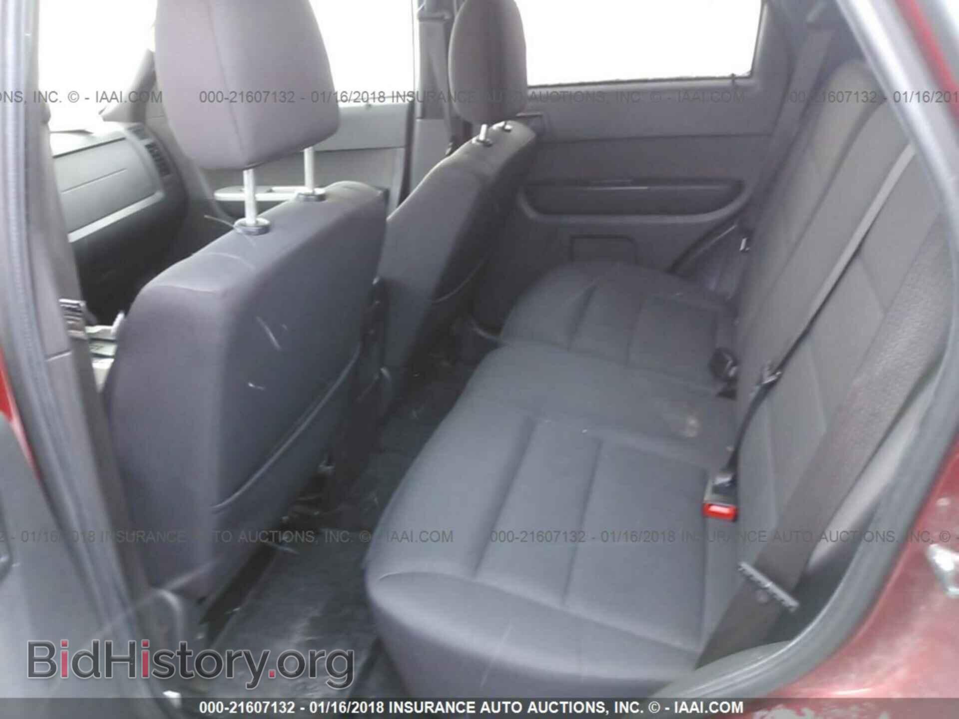2012 Ford Escape - VIN: 1FMCU0D72CKC06014 - Фото 8