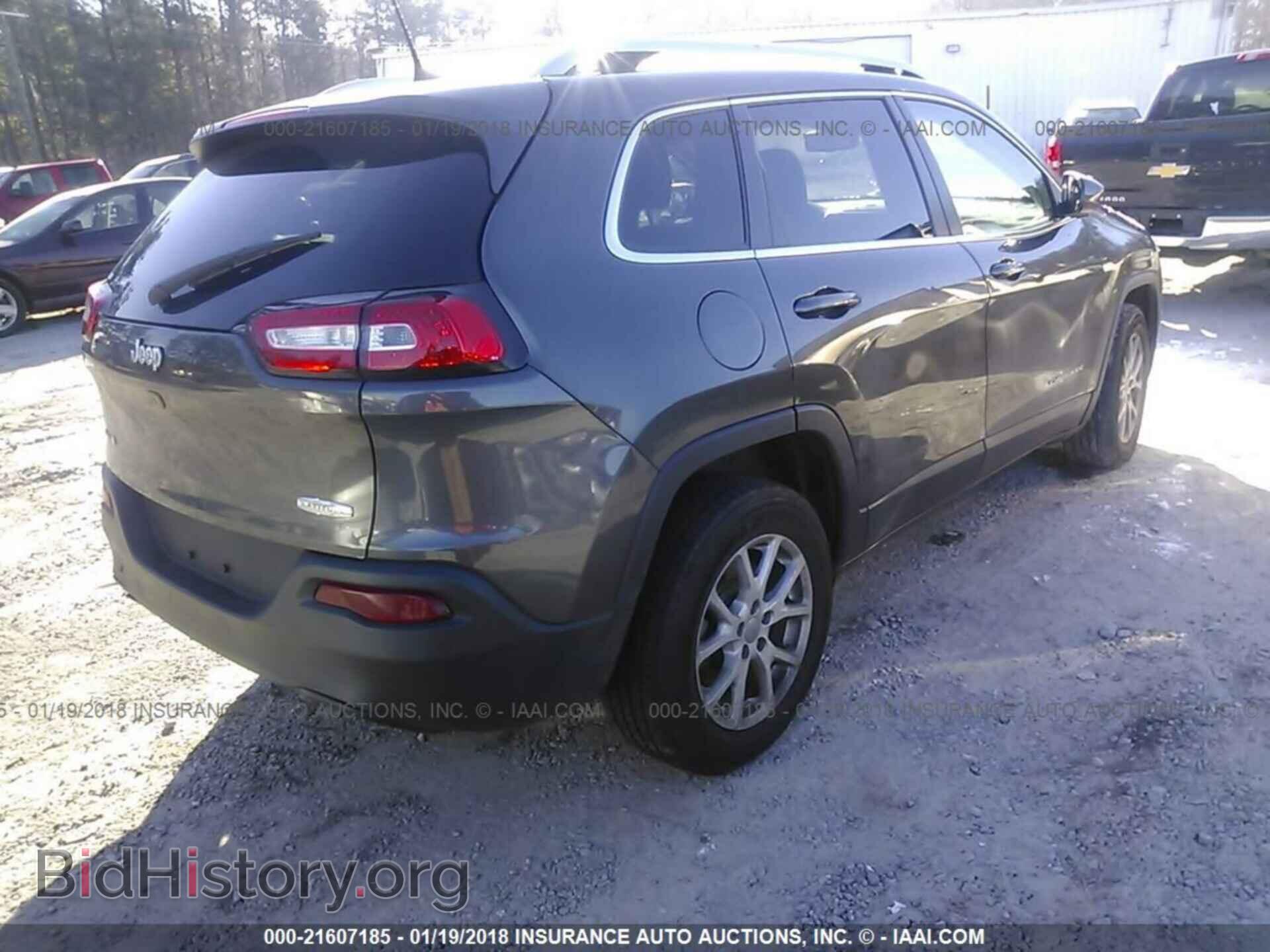 2017 Jeep Cherokee - VIN: 1C4PJMCB2HW511587 - Фото 4