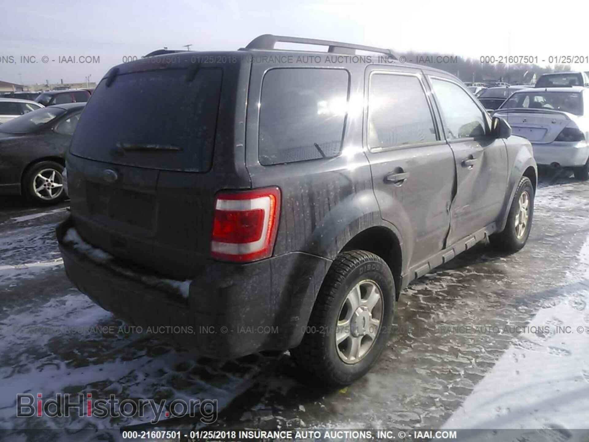 2011 Ford Escape - VIN: 1FMCU9DG4BKC64435 - Photo 4