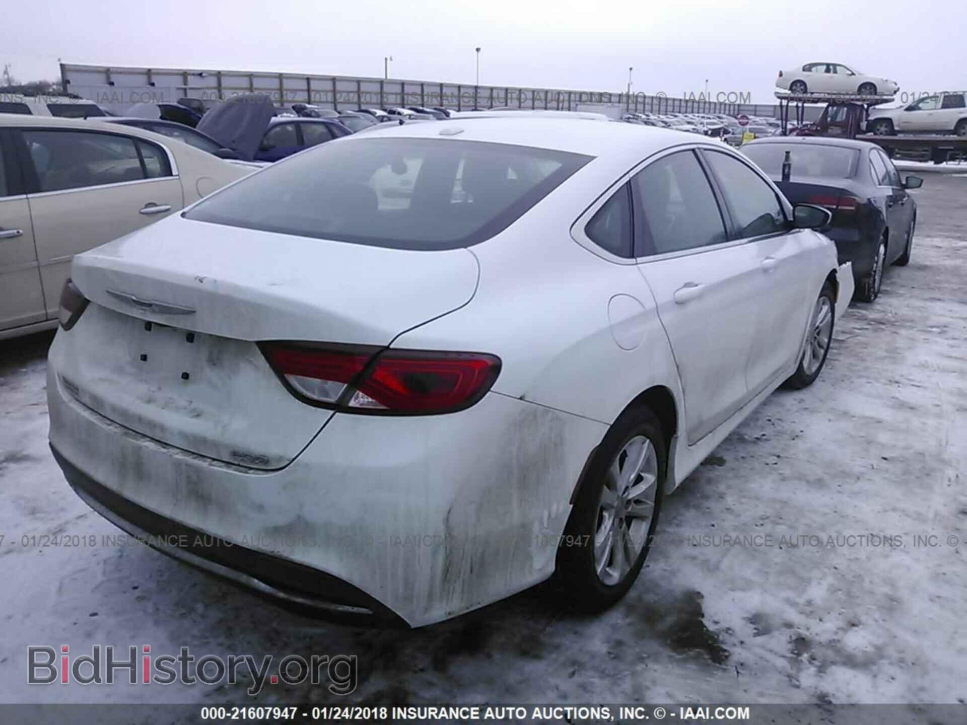2015 Chrysler 200 - VIN: 1C3CCCAB0FN538137 - Photo 4