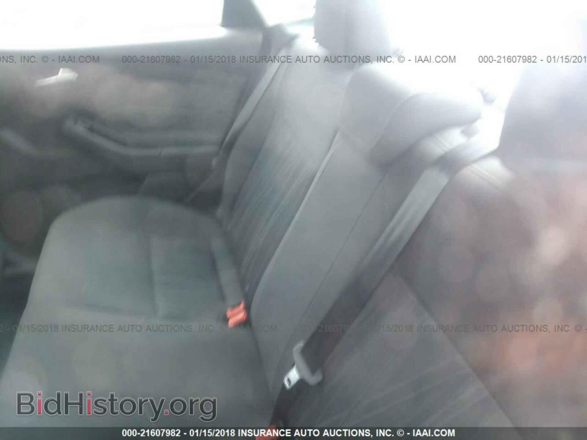 2016 Ford Focus - VIN: 1FADP3F23GL344525 - Photo 8