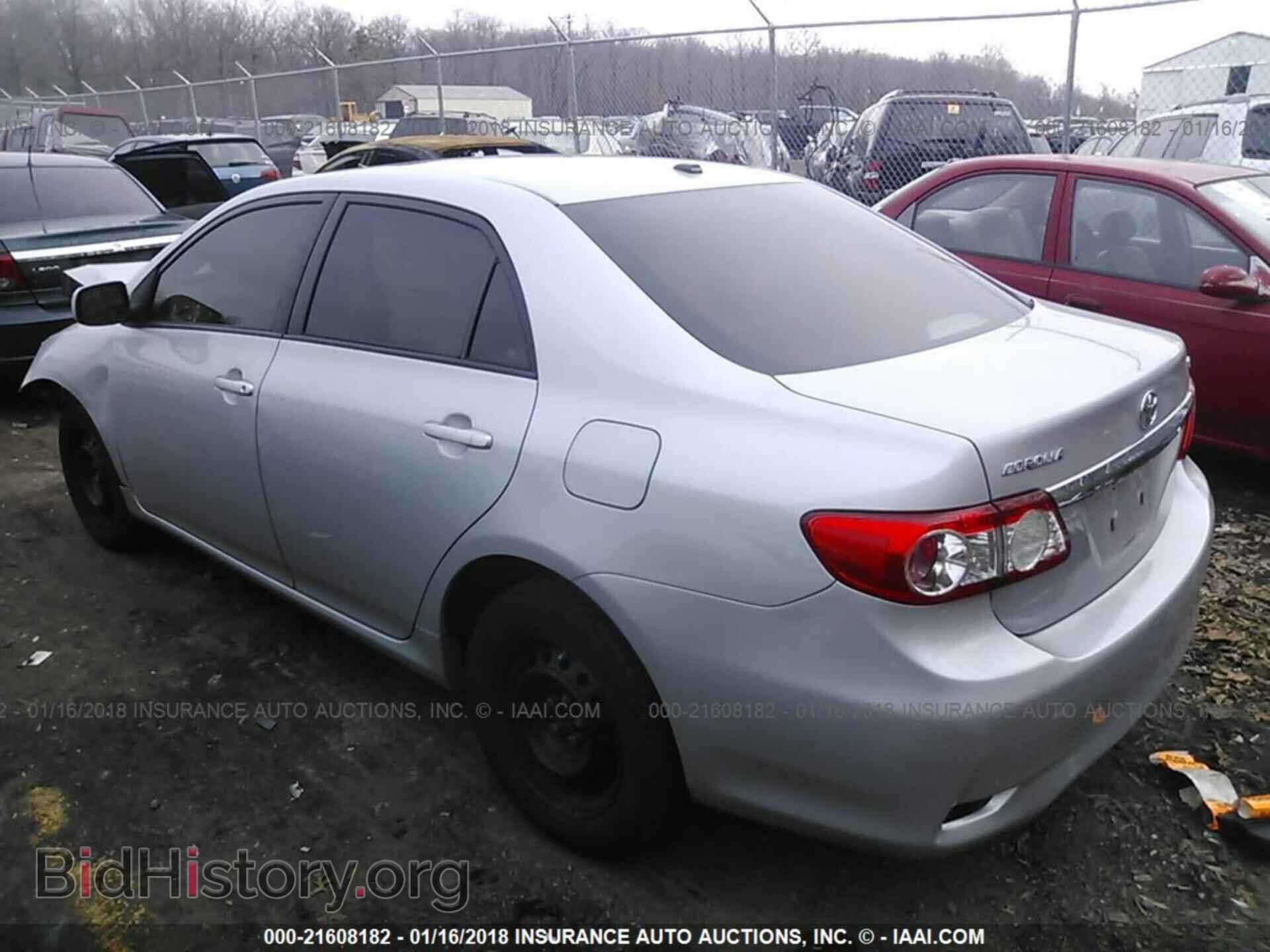 2011 Toyota Corolla - VIN: 2T1BU4EE9BC561993 - Photo 3