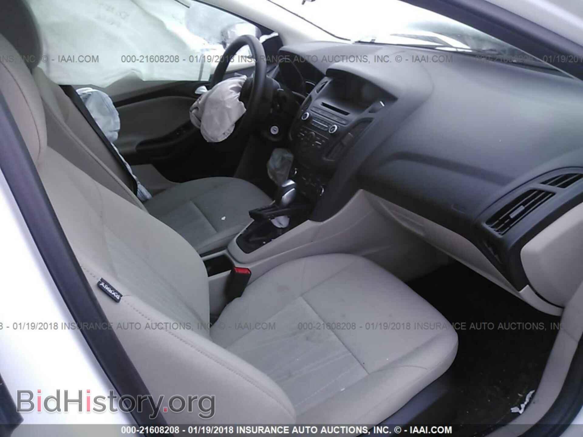 2015 Ford Focus - VIN: 1FADP3F26FL368994 - Photo 5