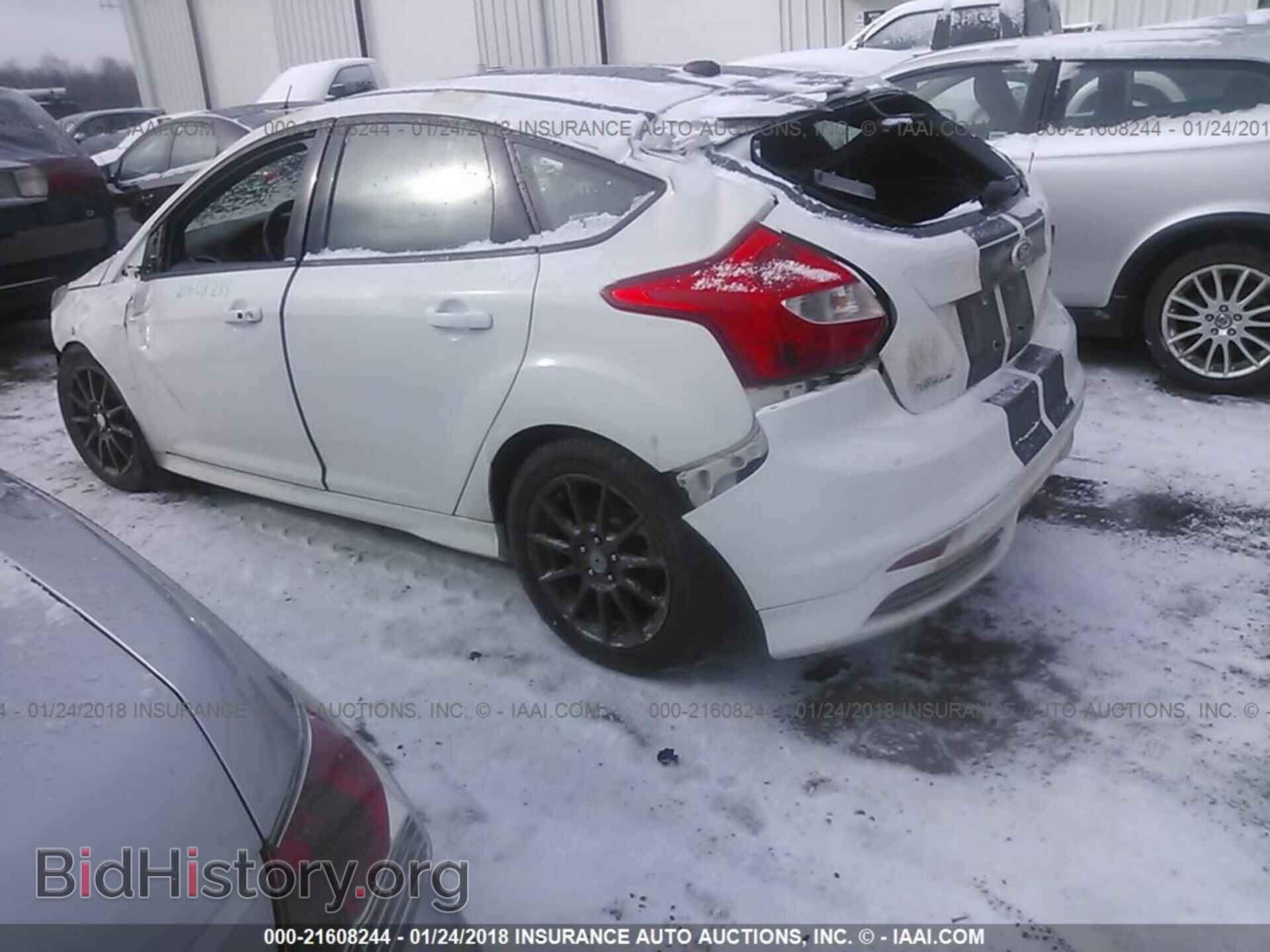 2014 Ford Focus - VIN: 1FADP3L95EL366900 - Фото 3