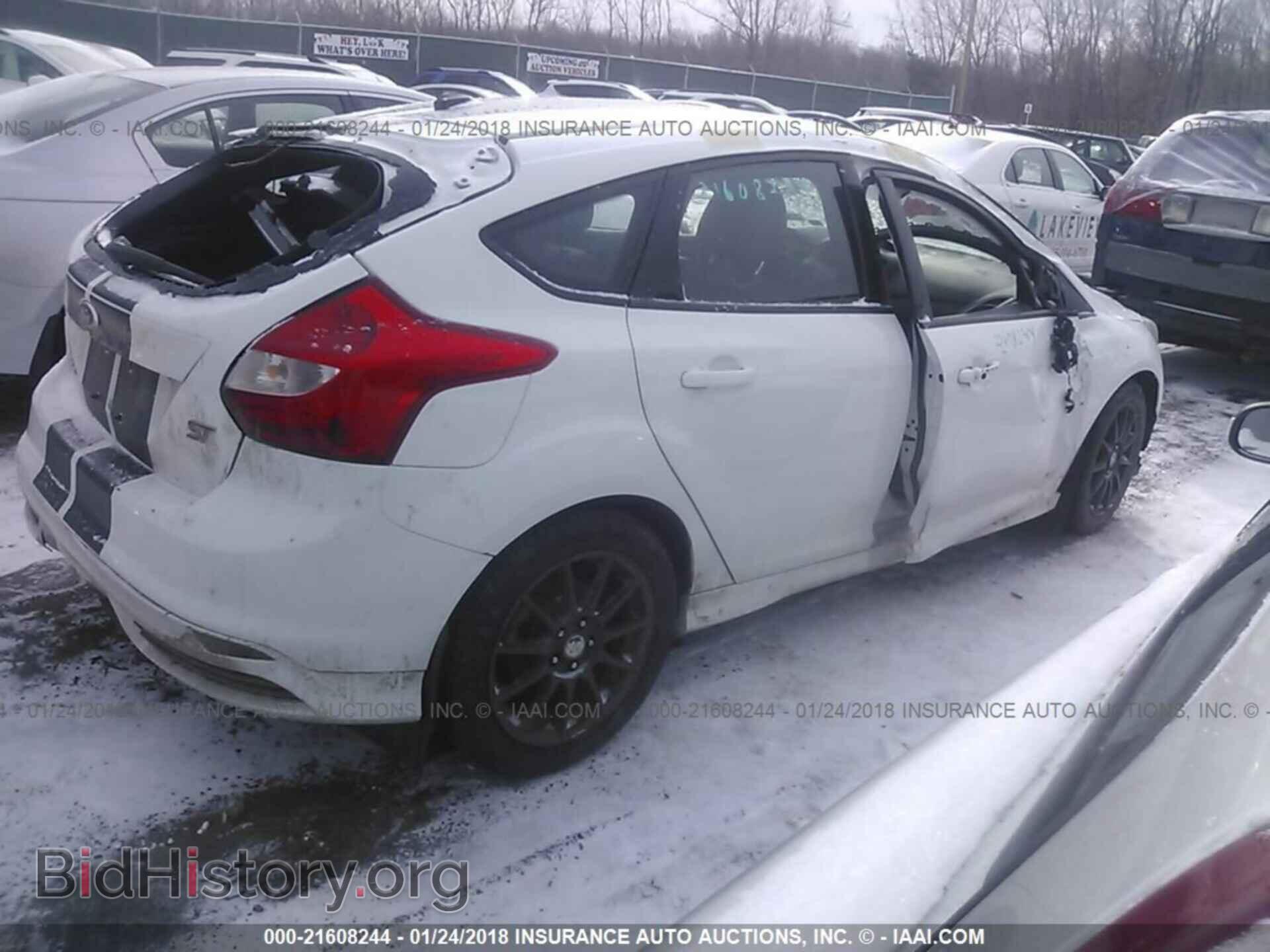 2014 Ford Focus - VIN: 1FADP3L95EL366900 - Фото 4