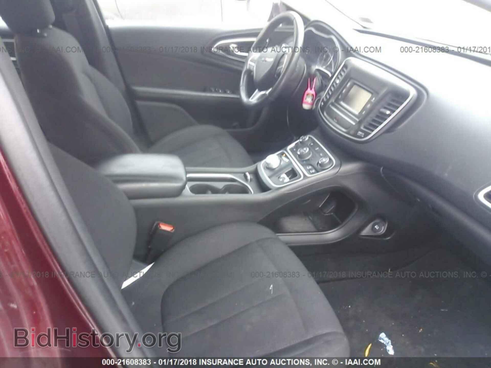 2015 Chrysler 200 - VIN: 1C3CCCAB0FN623205 - Photo 5