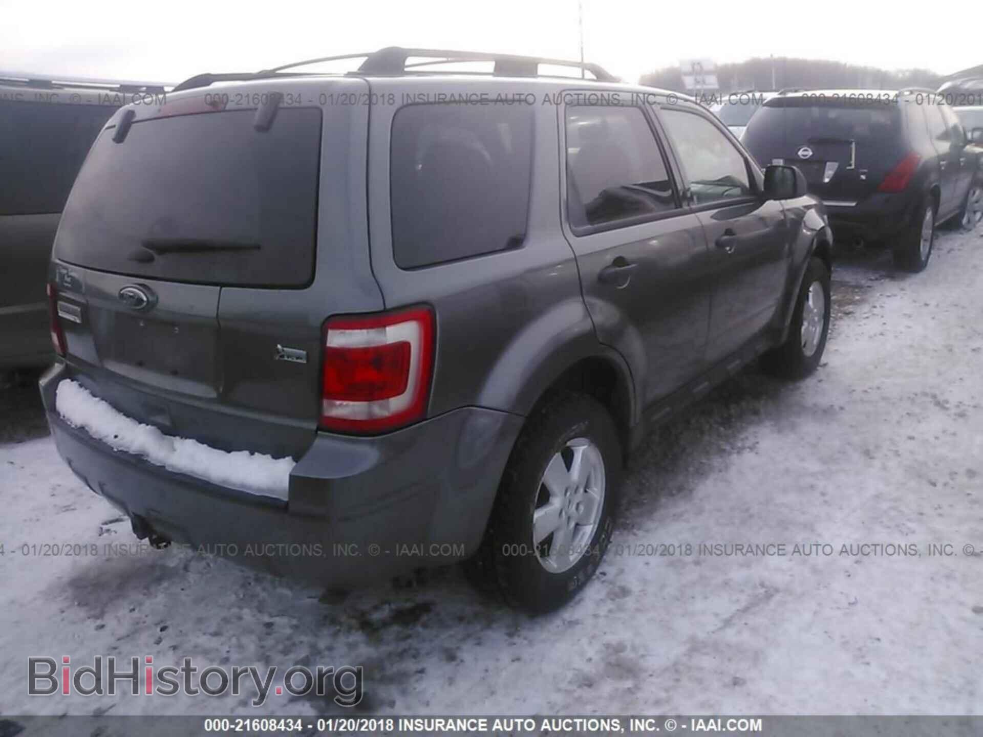 2012 Ford Escape - VIN: 1FMCU9DG5CKA42567 - Photo 4