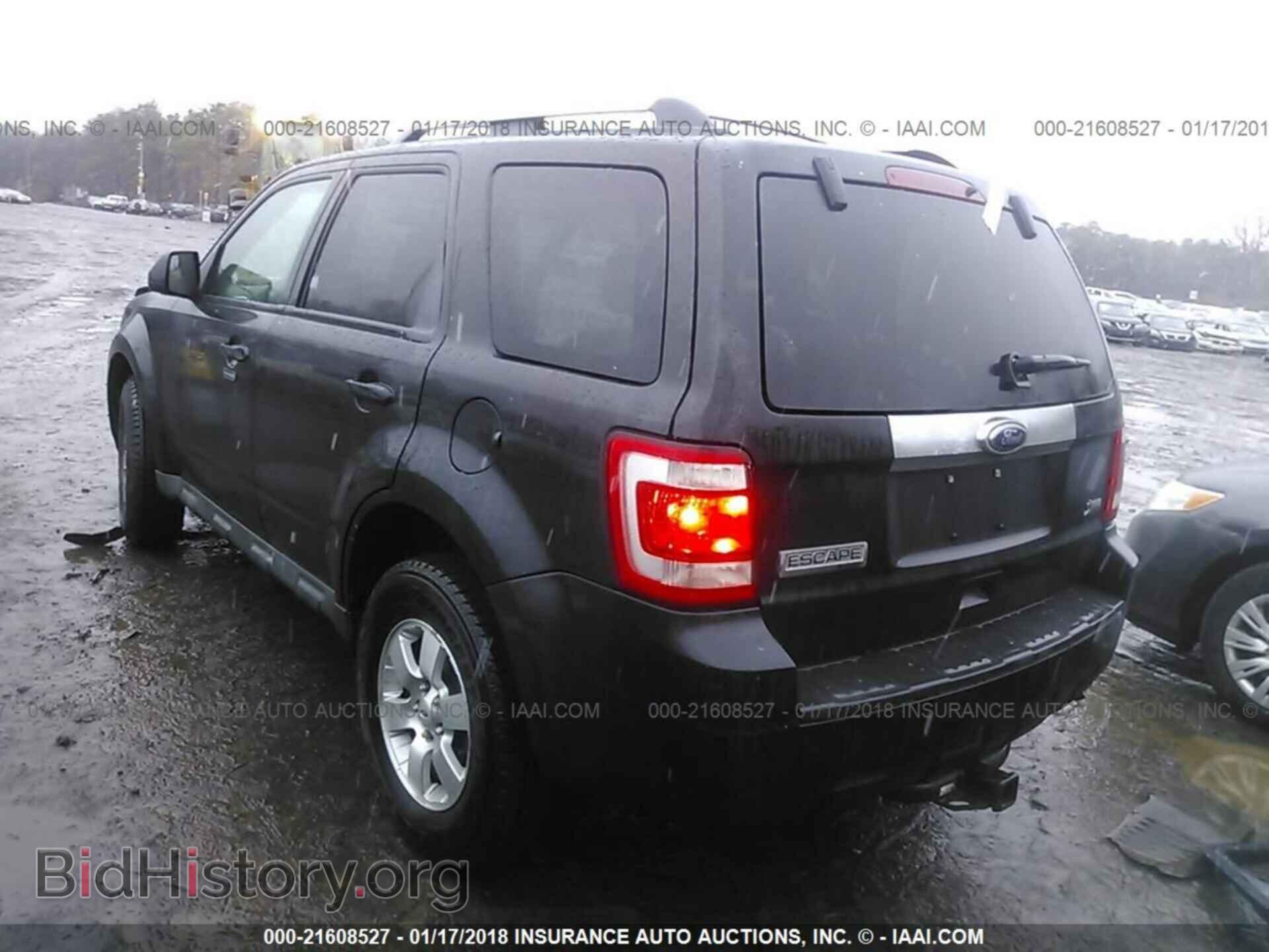 2011 Ford Escape - VIN: 1FMCU9EG7BKA09017 - Фото 3