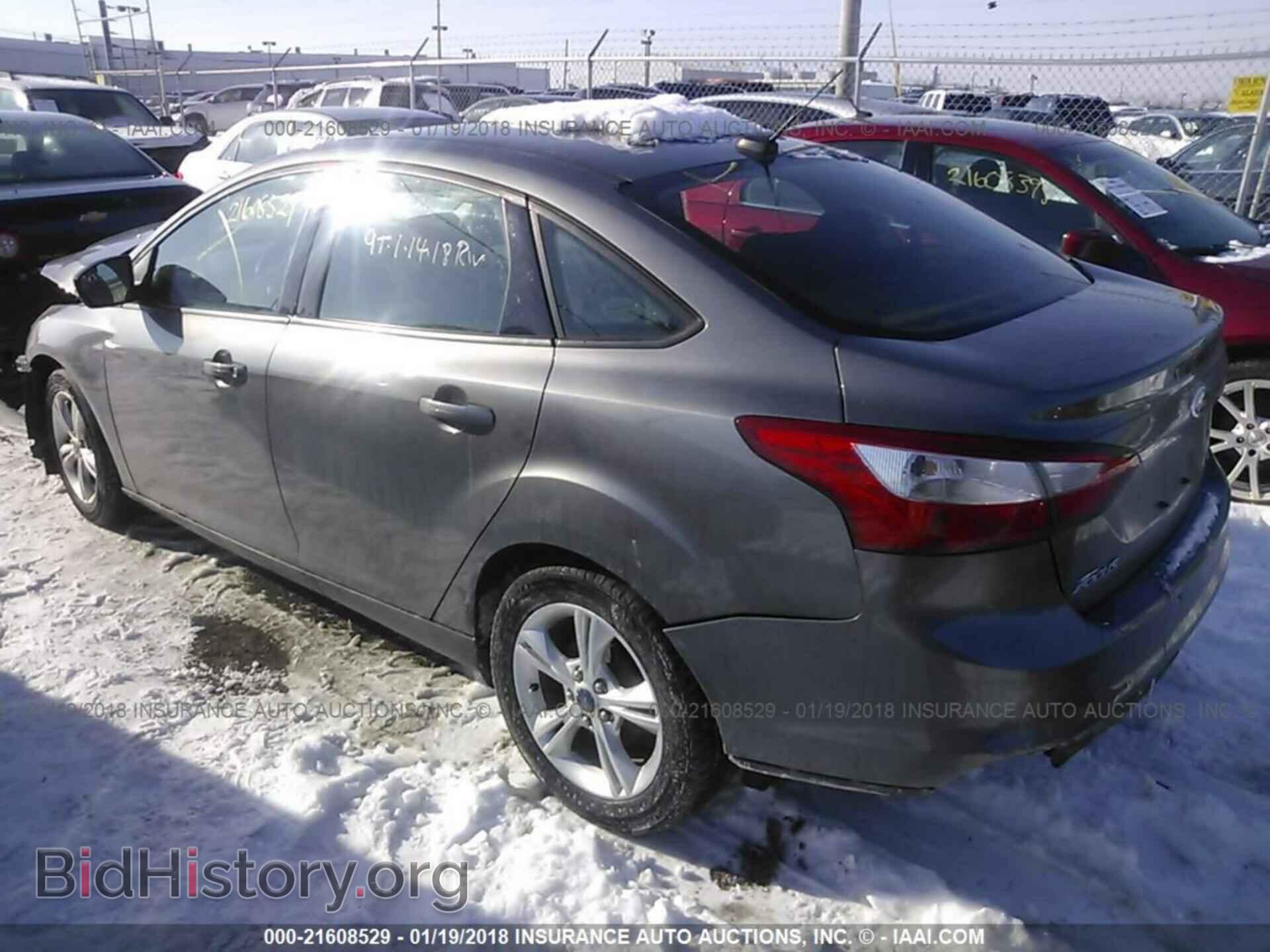 2013 Ford Focus - VIN: 1FADP3F2XDL208579 - Photo 3