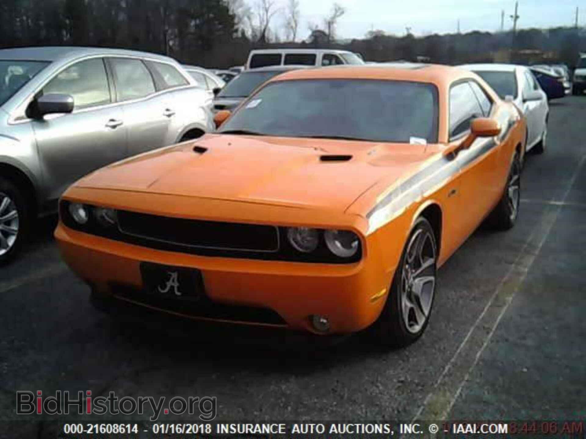 Photo 2C3CDYBT9CH253474 - Dodge Challenger 2012