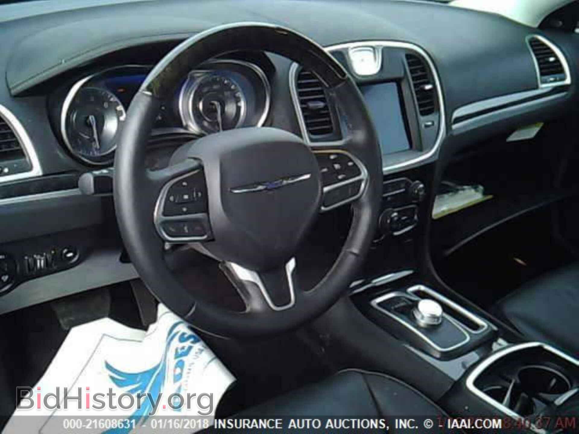 2017 Chrysler 300c - VIN: 2C3CCAEG7HH565101 - Фото 4