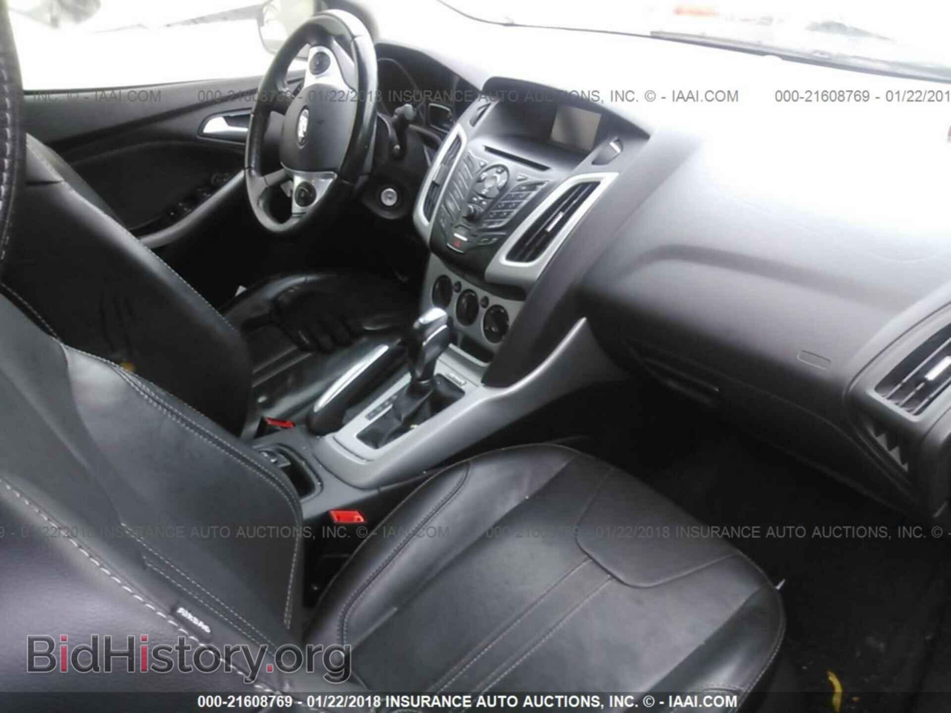 2013 Ford Focus - VIN: 1FADP3F24DL375083 - Photo 5
