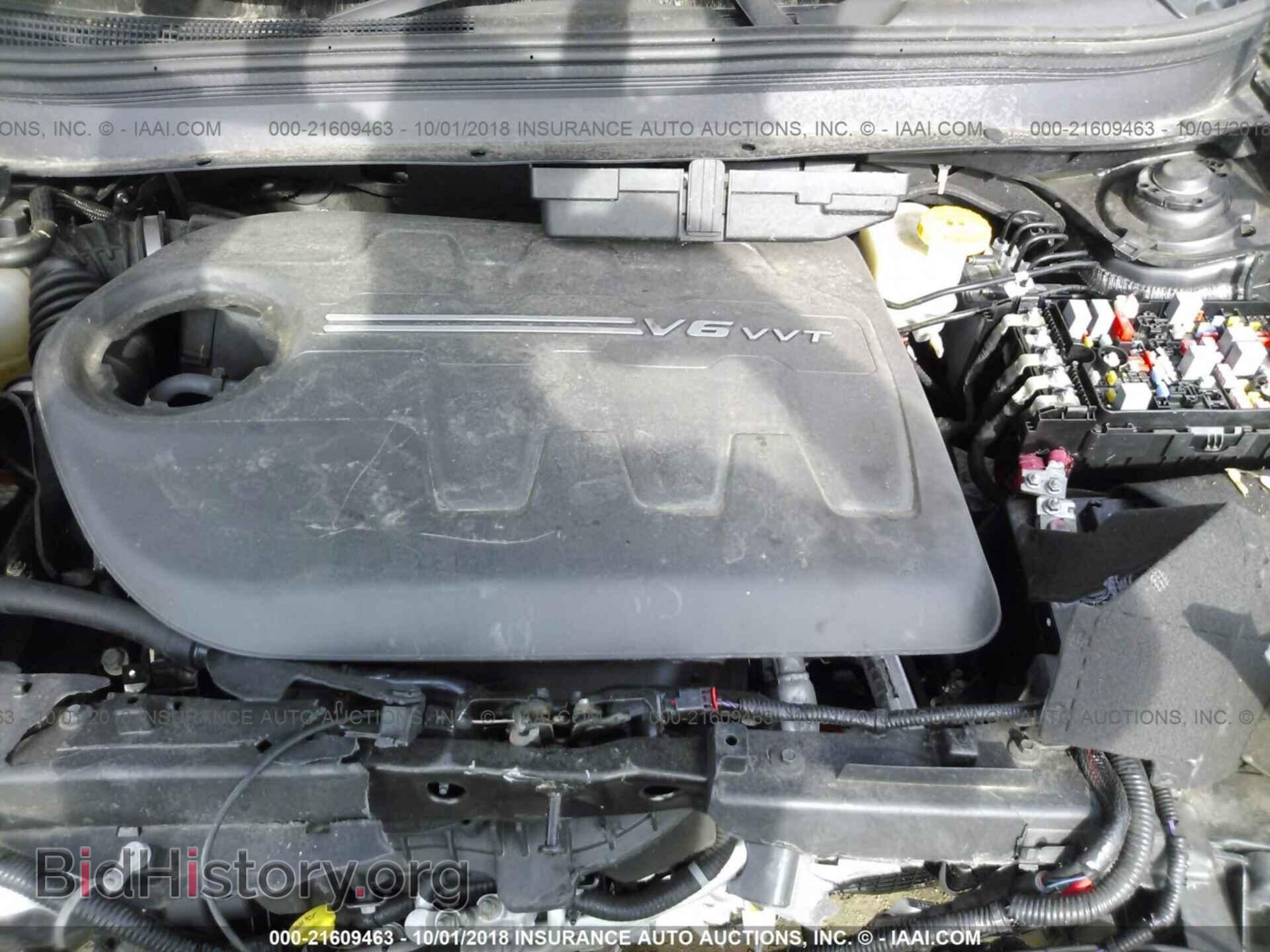 2015 Jeep Cherokee - VIN: 1C4PJLDS7FW608435 - Photo 10