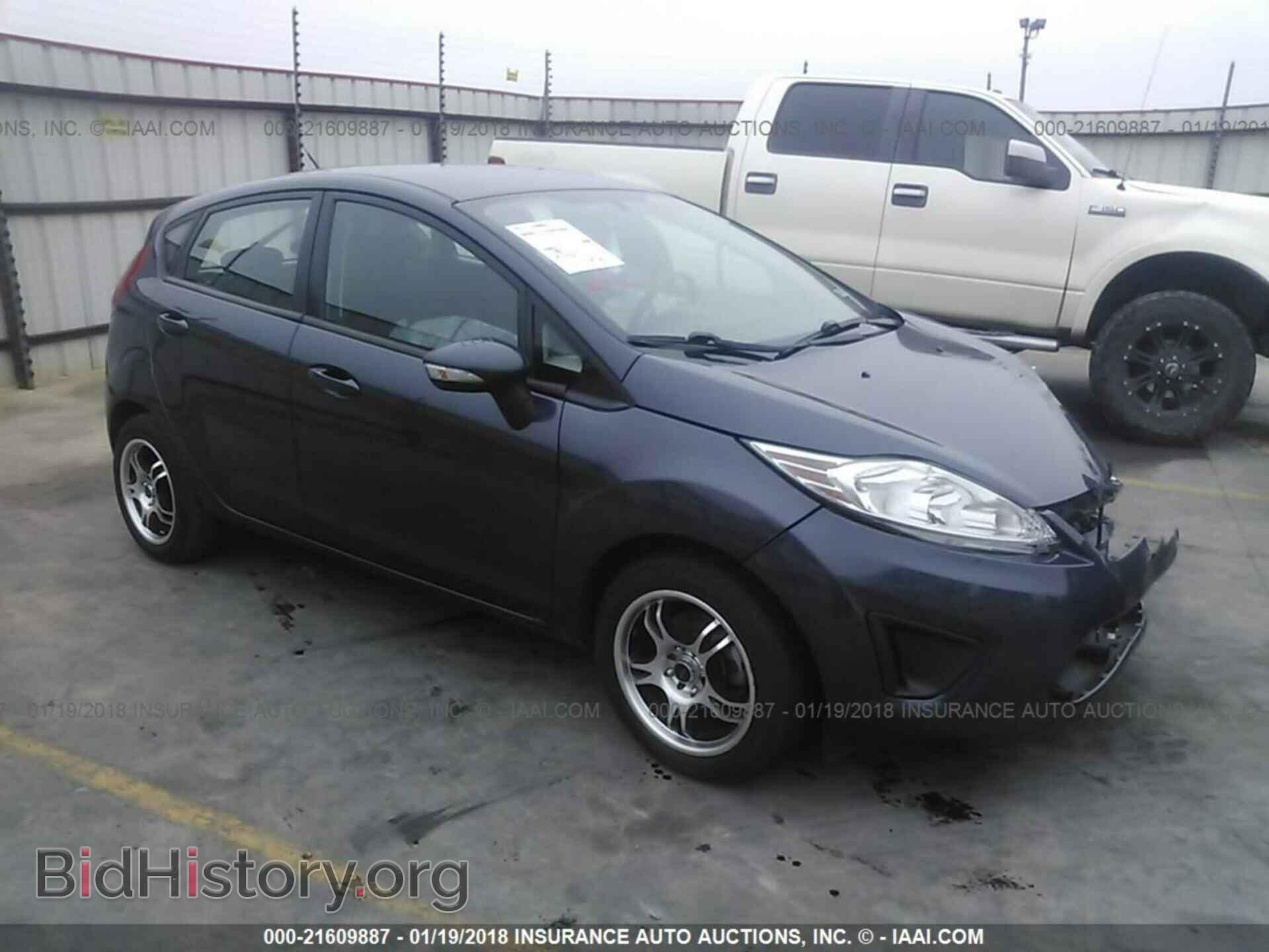 Photo 3FADP4EJ2DM158838 - Ford Fiesta 2013