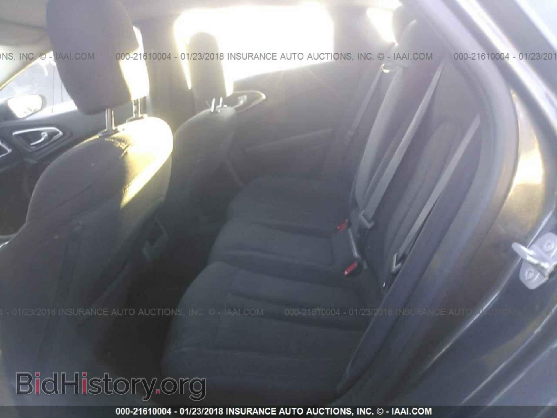 2015 Chrysler 200 - VIN: 1C3CCCAB8FN695513 - Photo 8