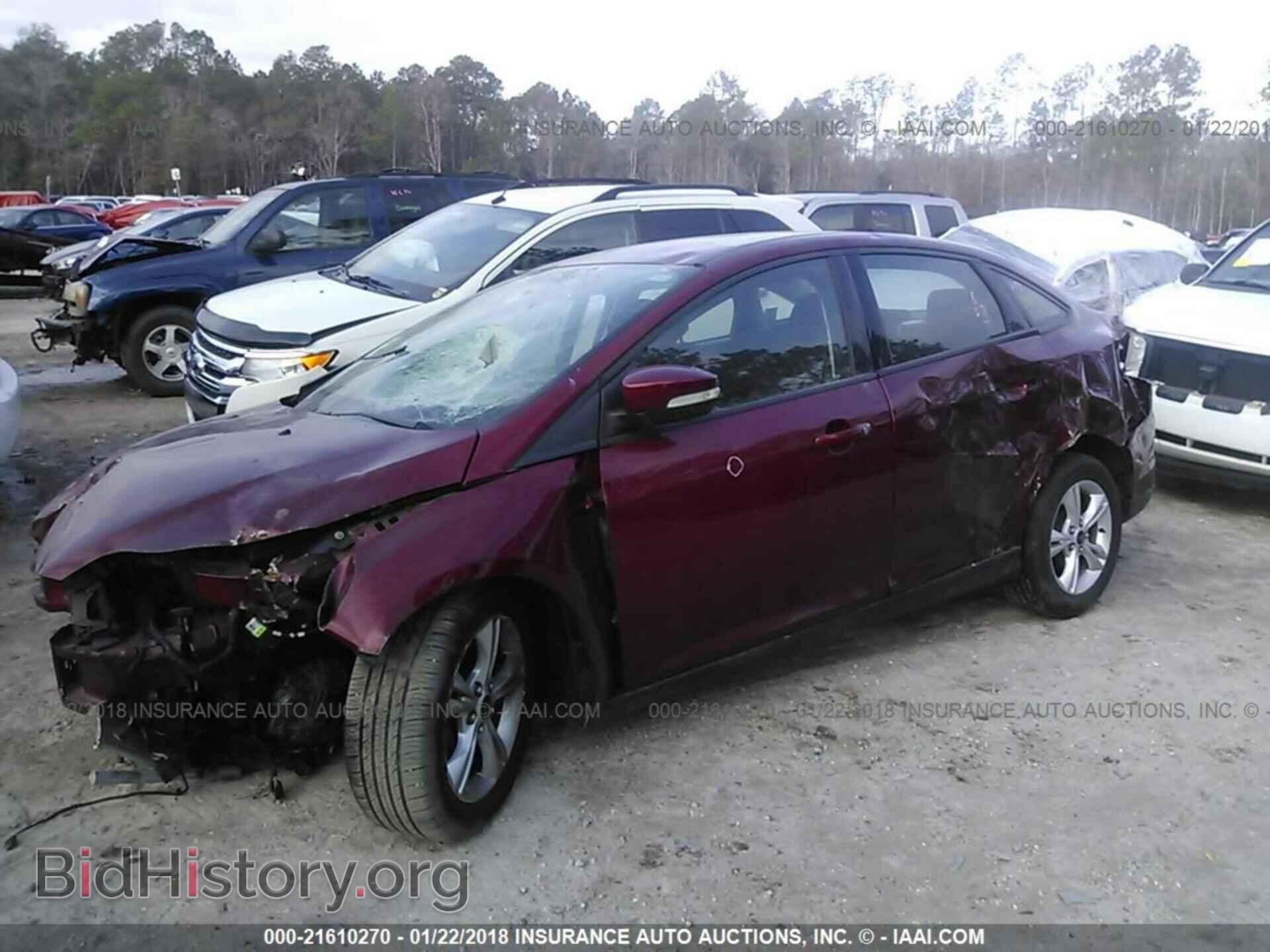 2014 Ford Focus - VIN: 1FADP3F2XEL214089 - Photo 2