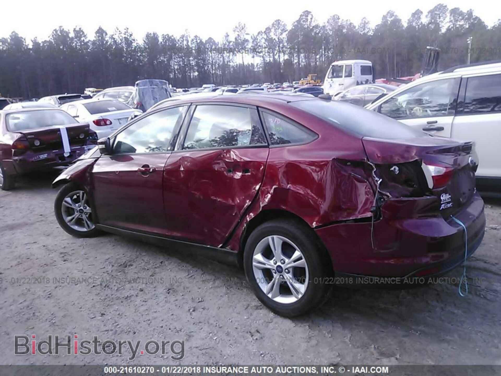 2014 Ford Focus - VIN: 1FADP3F2XEL214089 - Photo 3