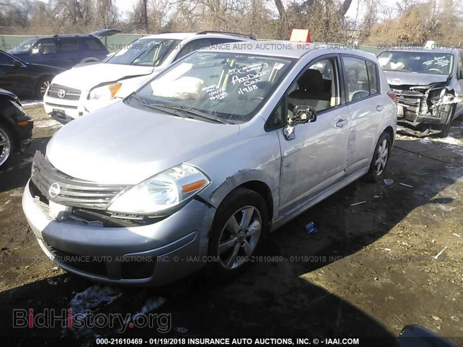 2011 Nissan Versa - VIN: 3N1BC1CP7BL404632 - Фото 2