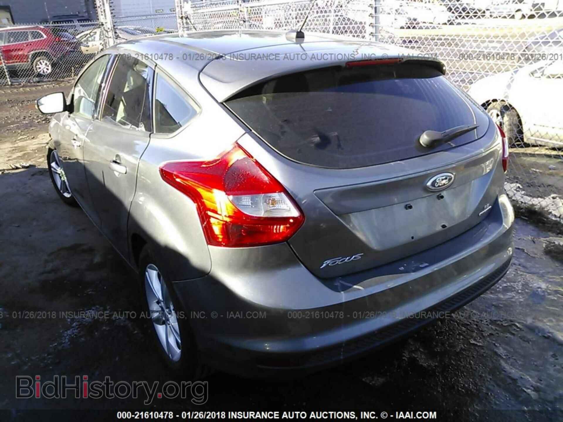 2014 Ford Focus - VIN: 1FADP3K25EL154874 - Photo 3