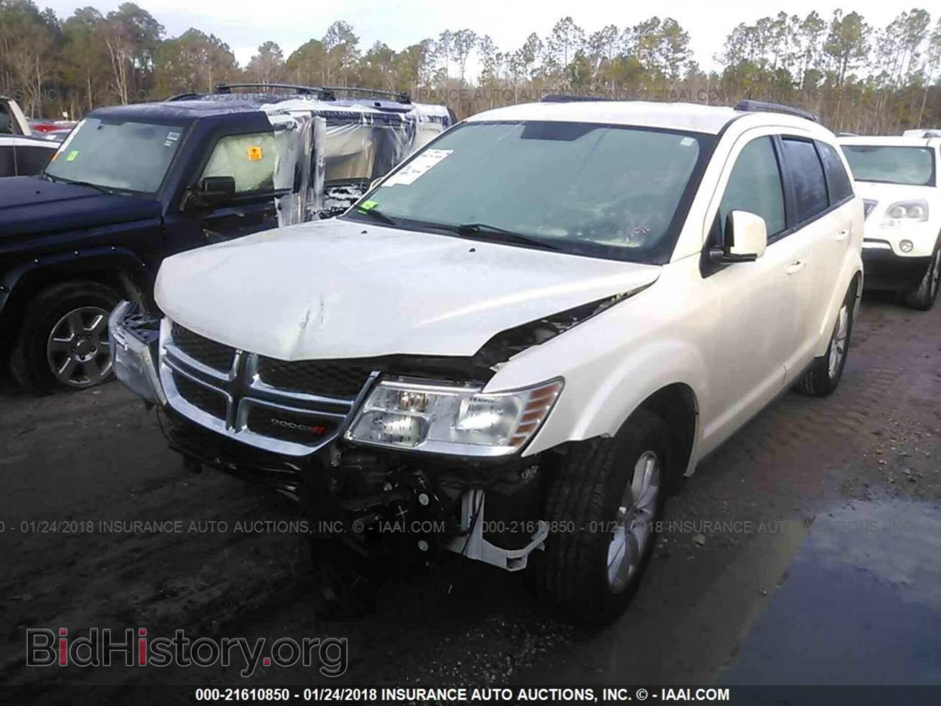 2016 Dodge Journey - VIN: 3C4PDCBB4GT250146 - Фото 2