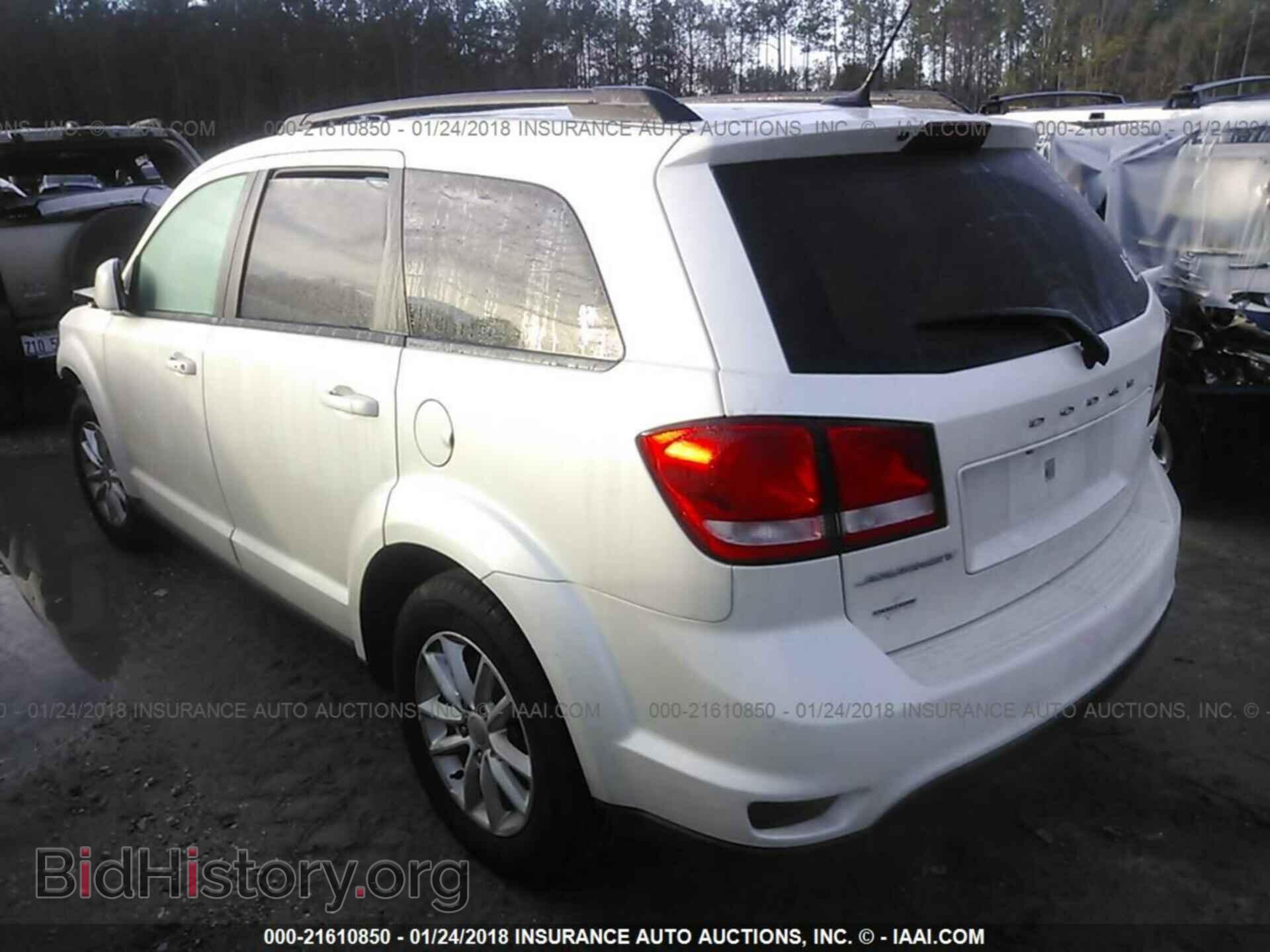 2016 Dodge Journey - VIN: 3C4PDCBB4GT250146 - Фото 3