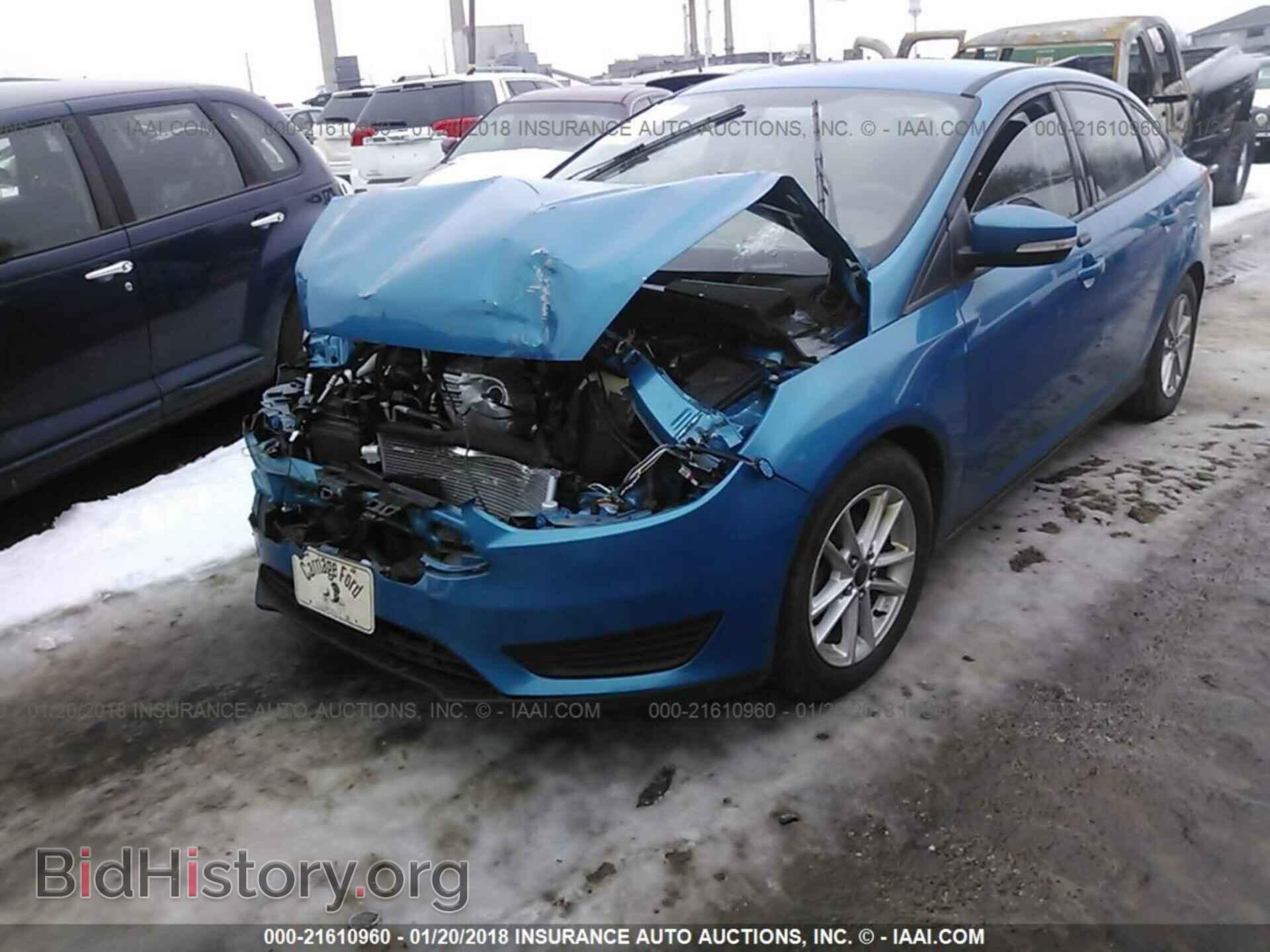 2015 Ford Focus - VIN: 1FADP3FE6FL274253 - Photo 2